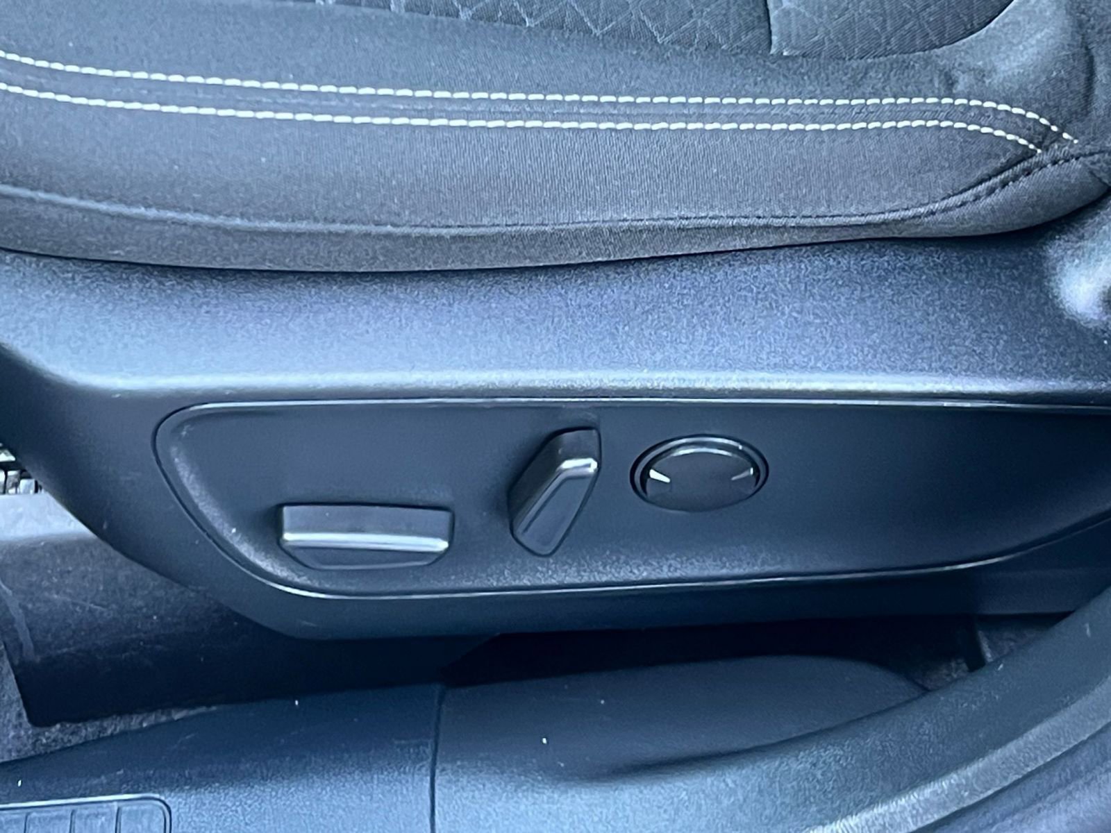 Thumbnail: 2024 Ford Escape - 22