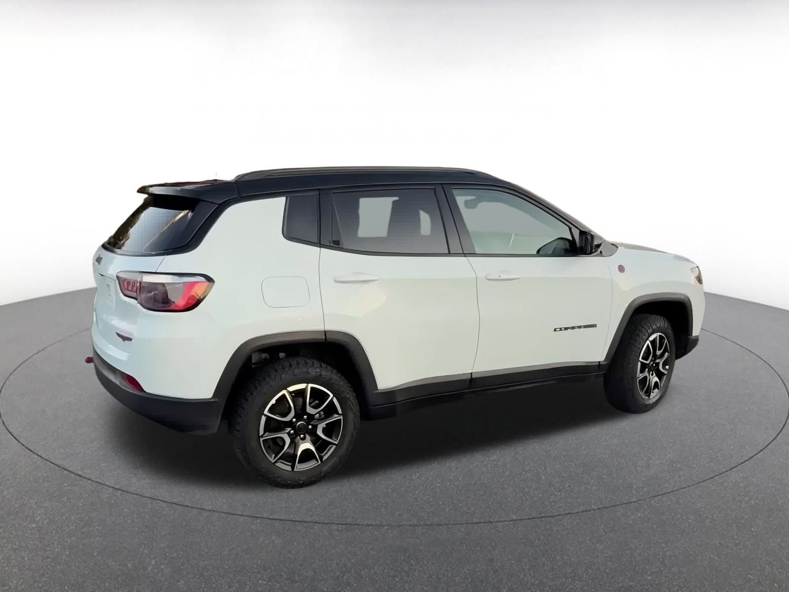 Thumbnail: 2025 Jeep Compass - 18