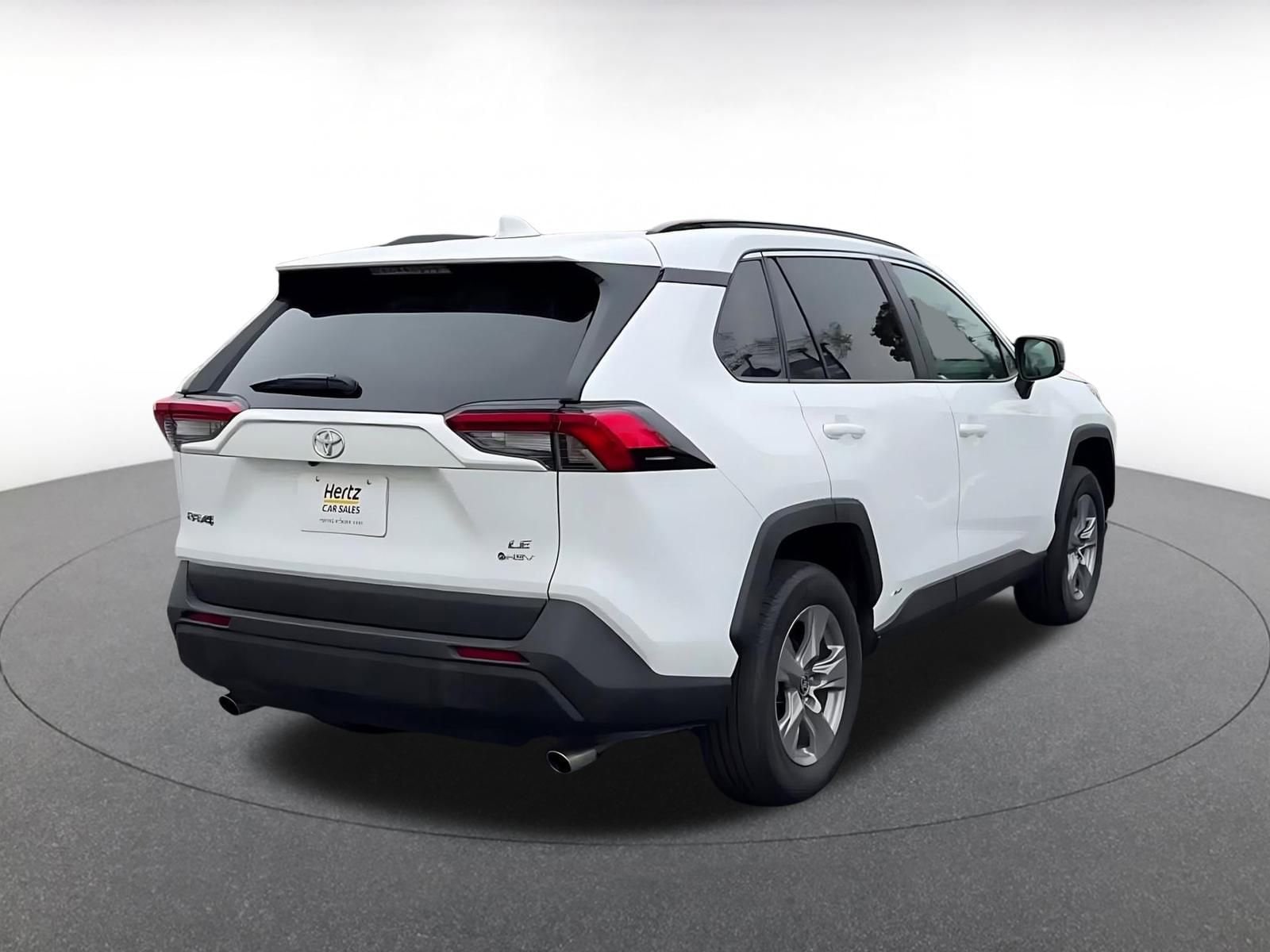 Thumbnail: 2025 Toyota RAV4 - 14