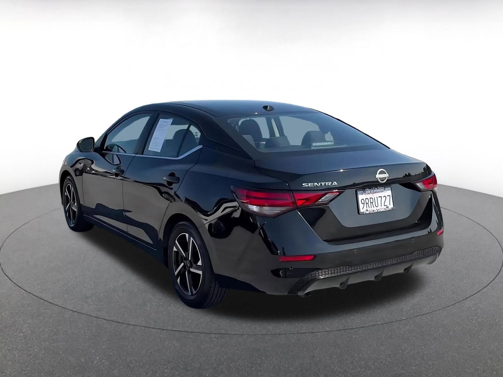 Thumbnail: 2025 Nissan Sentra - 11