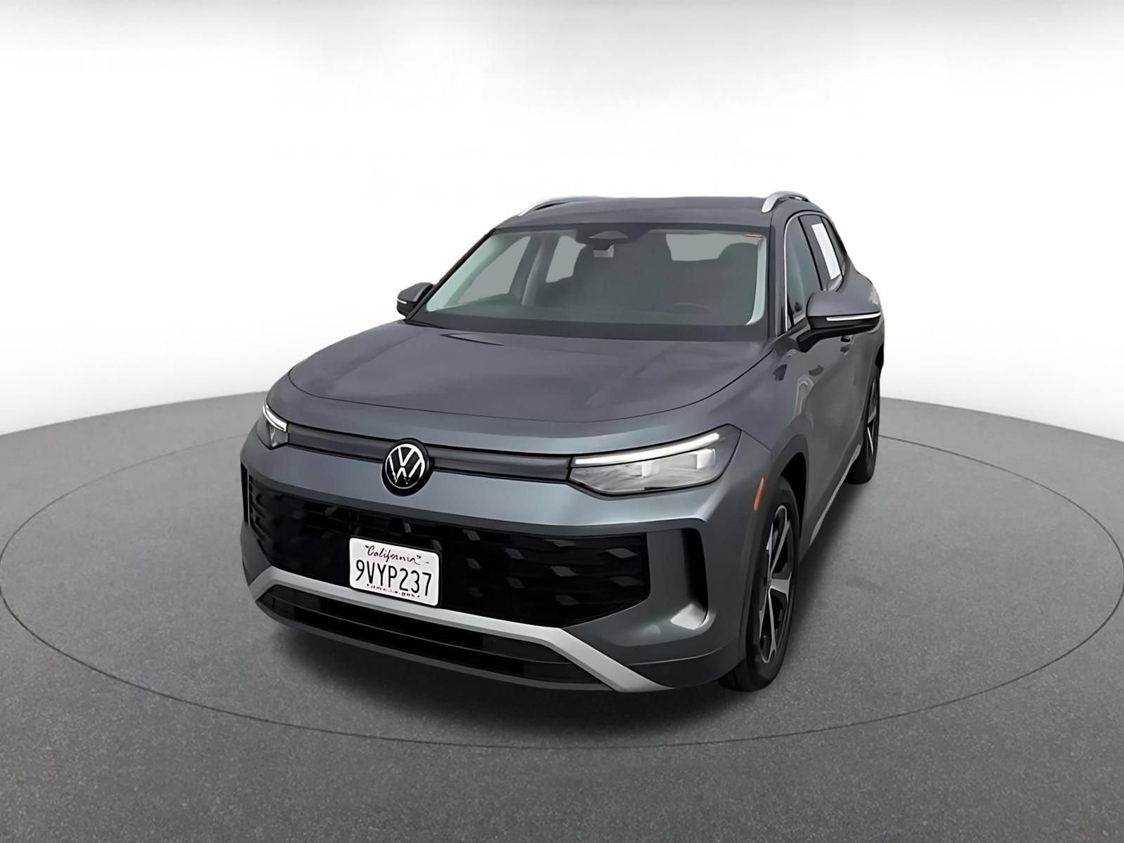 Thumbnail: 2026 Volkswagen Tiguan - 4
