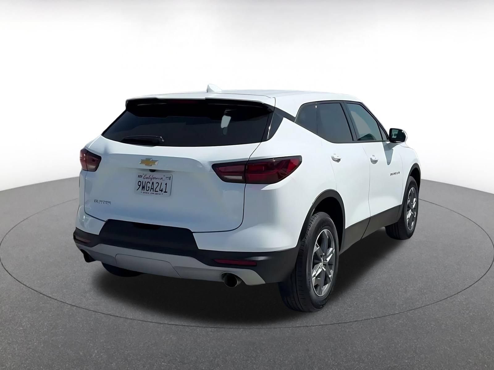 Thumbnail: 2026 Chevrolet Blazer - 13
