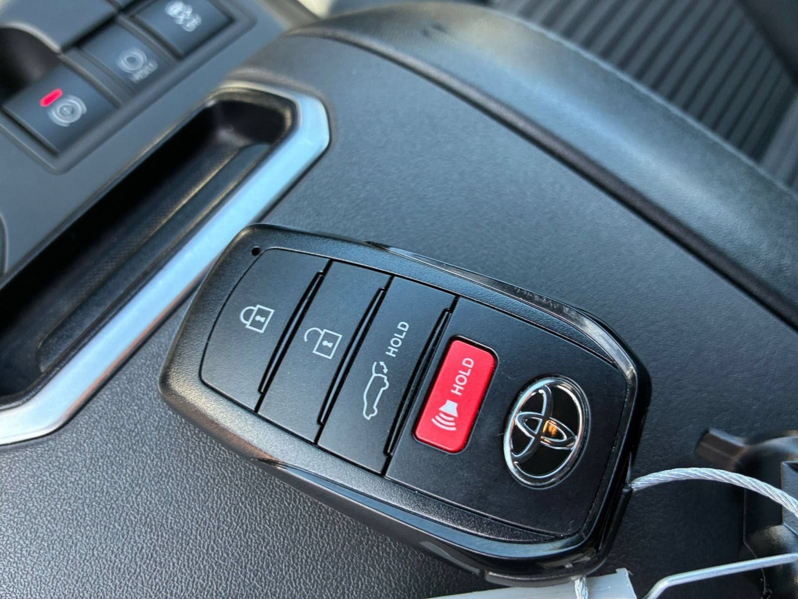 Thumbnail: 2024 Toyota Highlander - 22