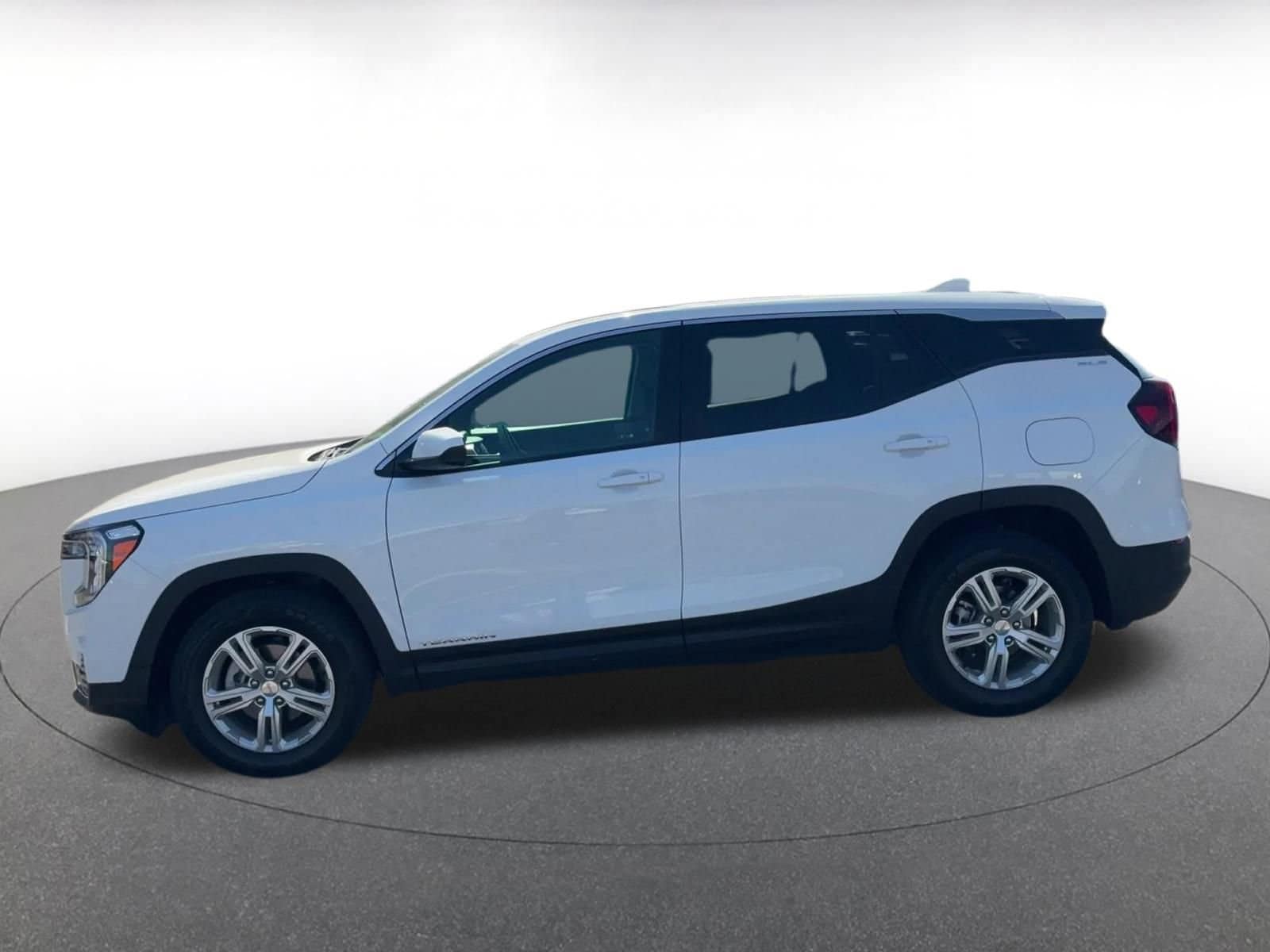 Thumbnail: 2024 GMC Terrain - 9