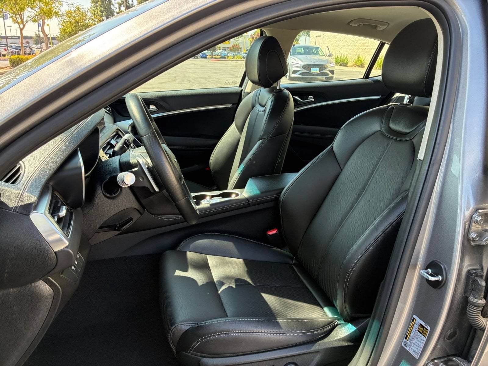 Thumbnail: 2026 Genesis G70 - 25