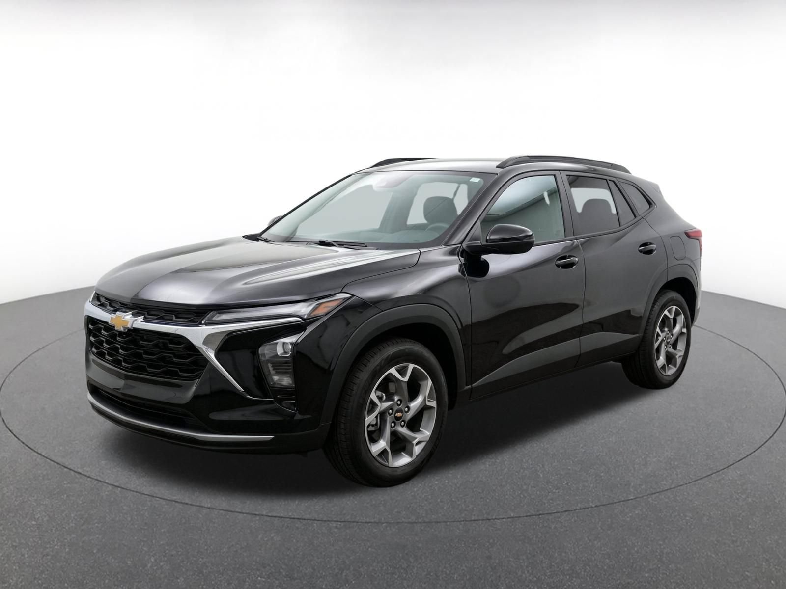 Thumbnail: 2025 Chevrolet Trax - 3
