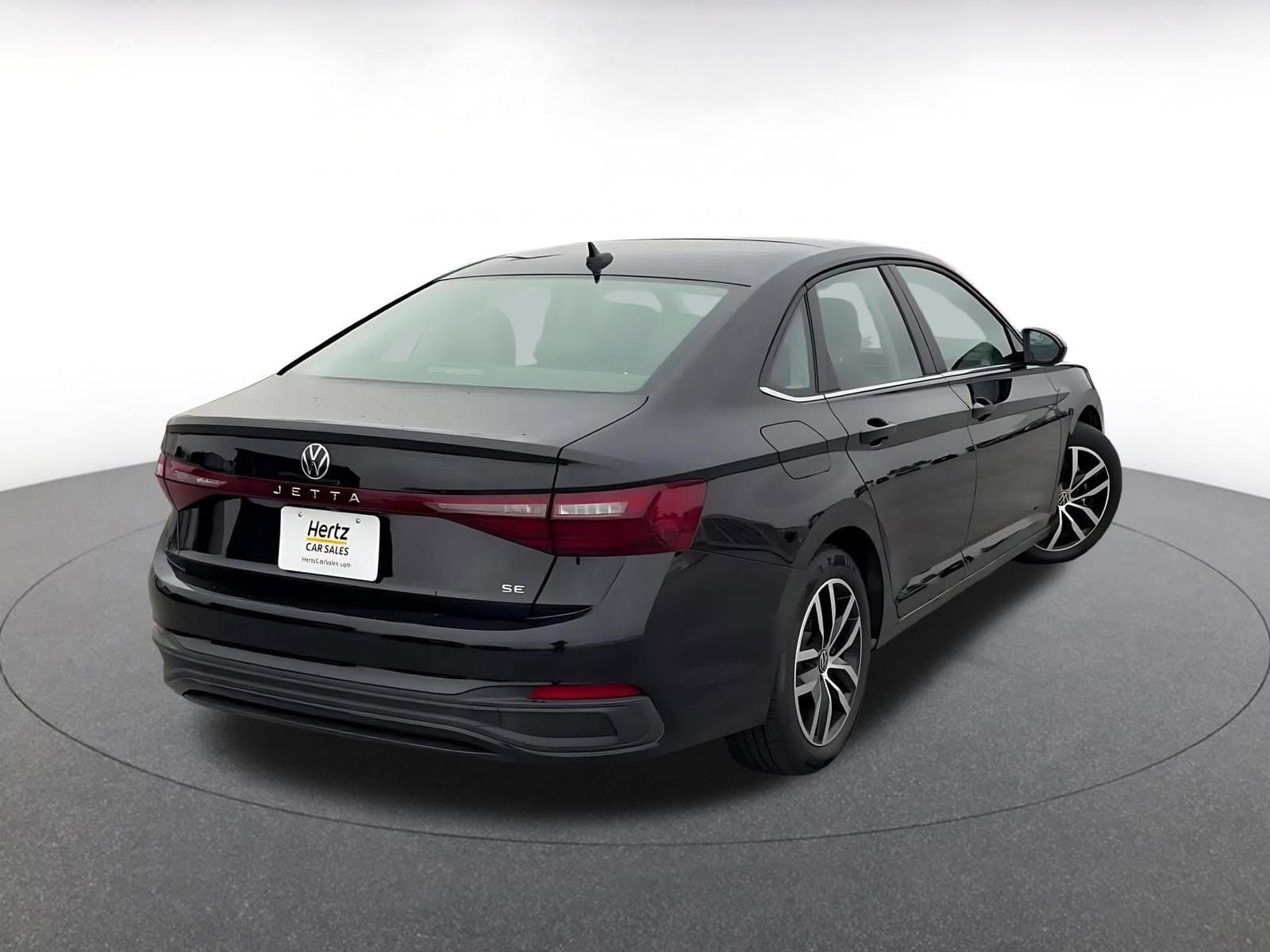 Thumbnail: 2025 Volkswagen Jetta - 14