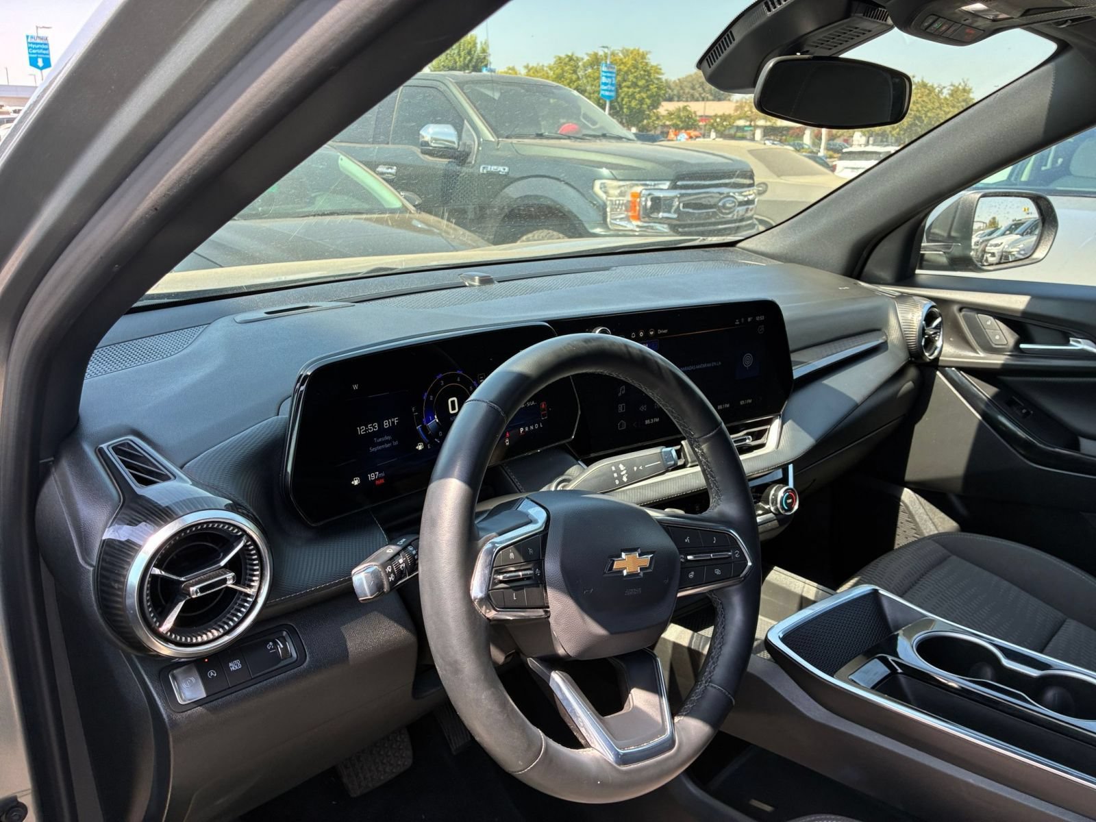 Thumbnail: 2025 Chevrolet Equinox - 33