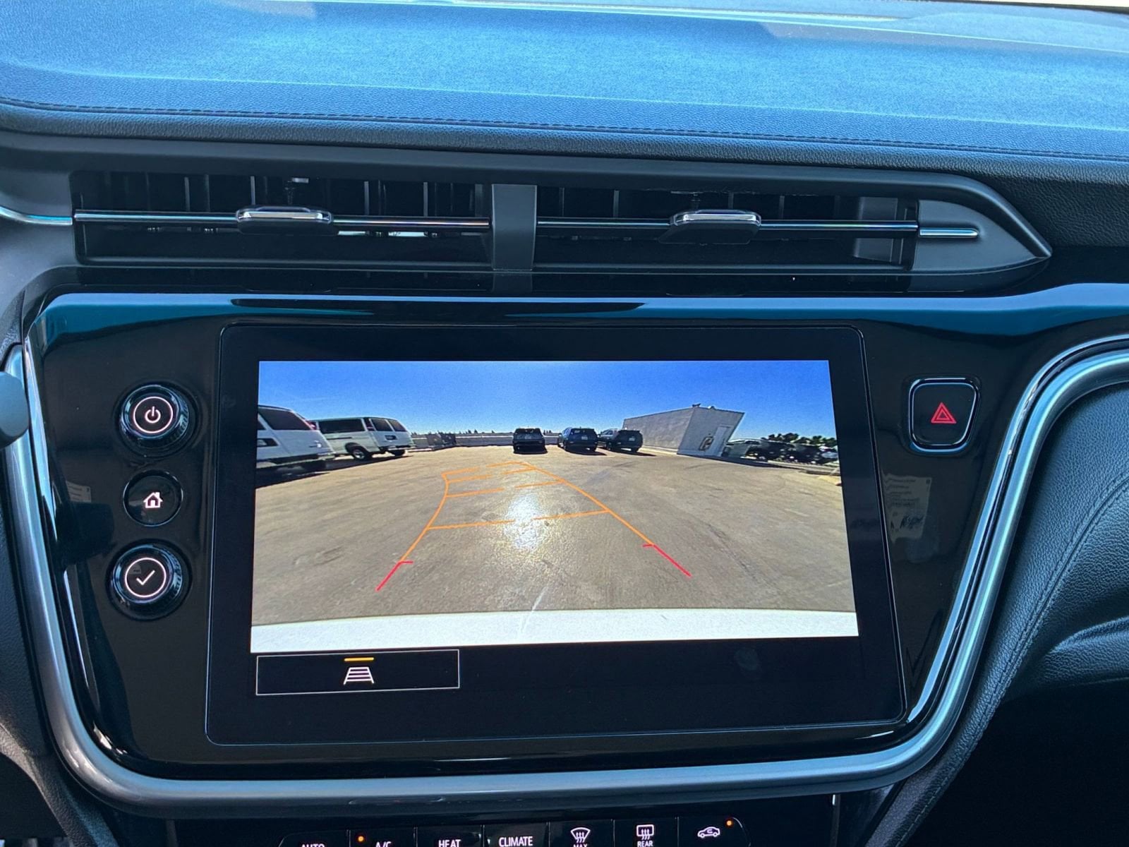 Thumbnail: 2023 Chevrolet Bolt EV - 17