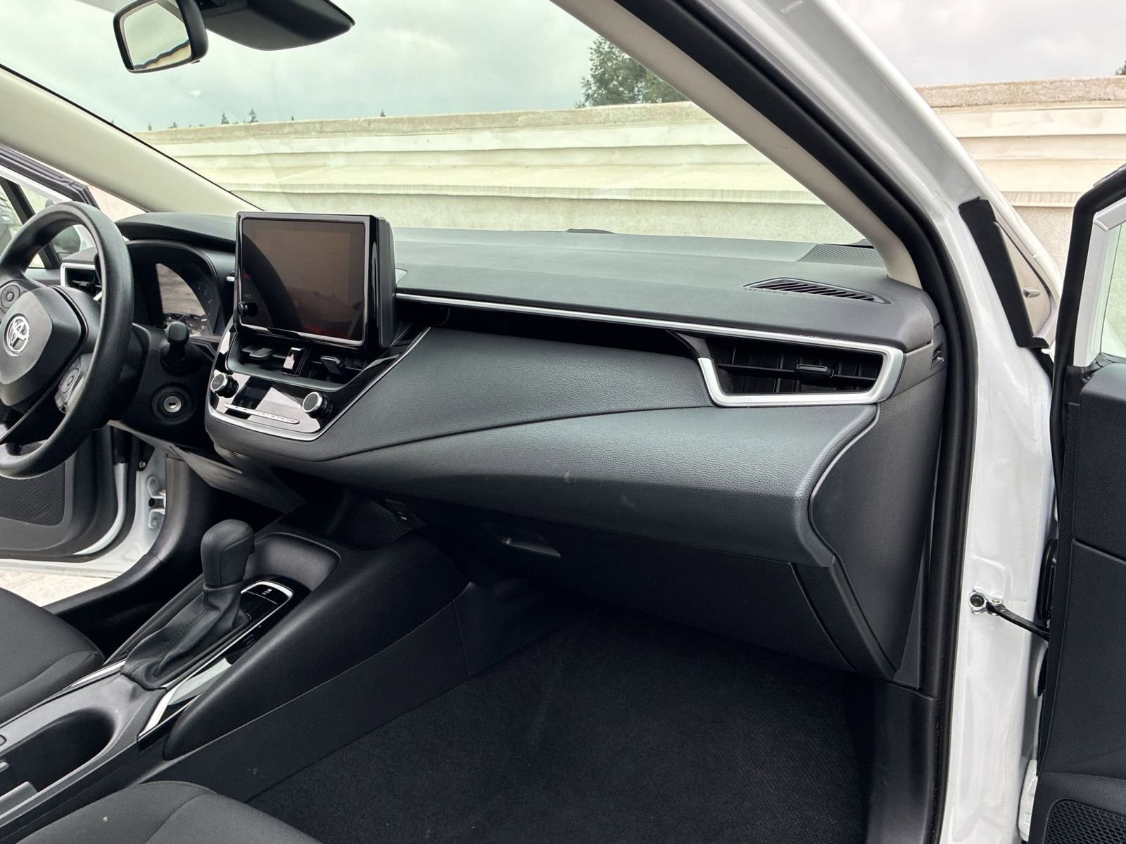 Thumbnail: 2025 Toyota Corolla - 11