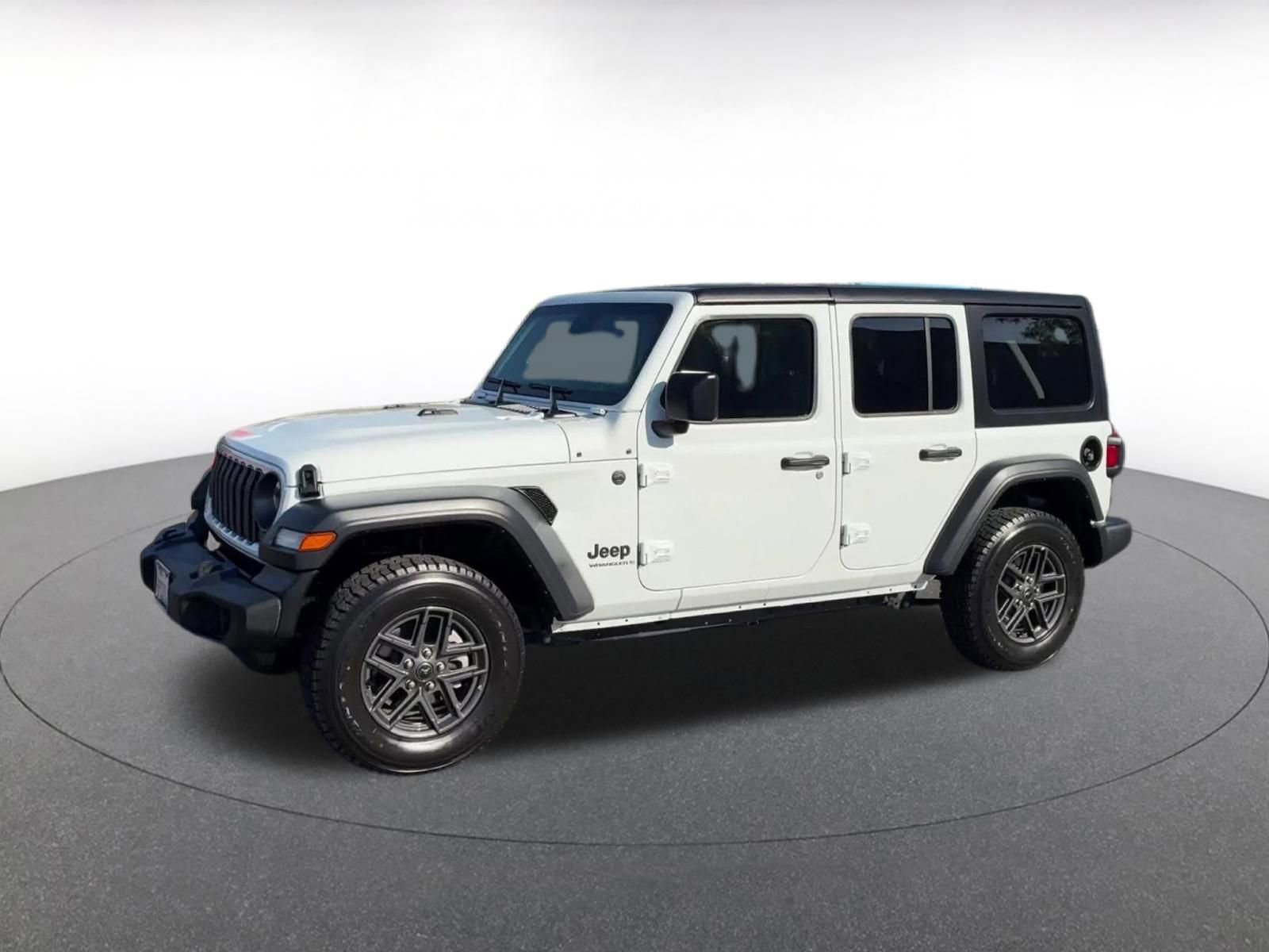 Thumbnail: 2025 Jeep Wrangler - 8