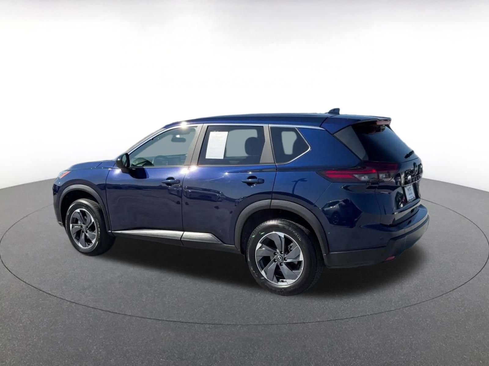 Thumbnail: 2025 Nissan Rogue - 10