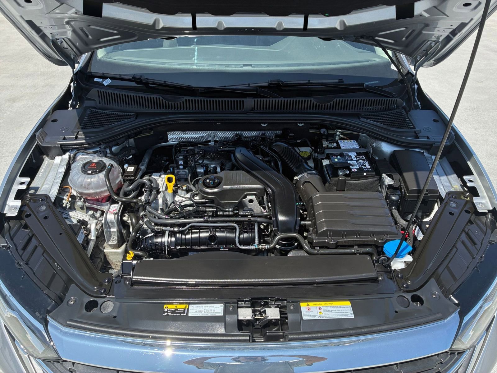 Thumbnail: 2024 Volkswagen Jetta - 32