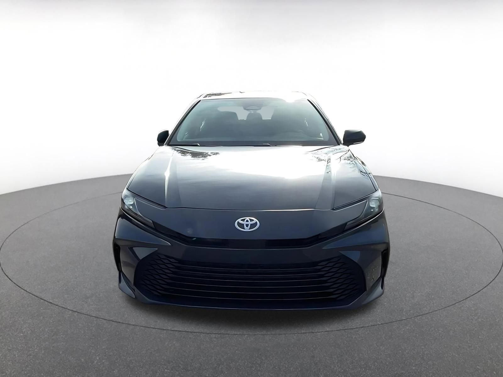 Thumbnail: 2025 Toyota Camry - 4