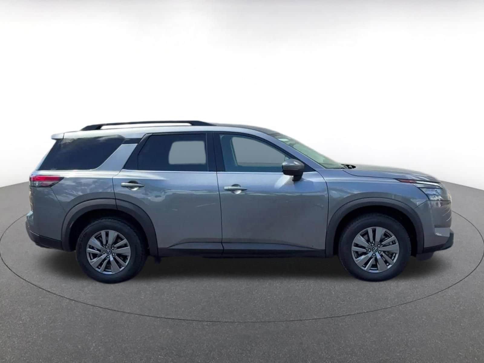 Thumbnail: 2025 Nissan Pathfinder - 16