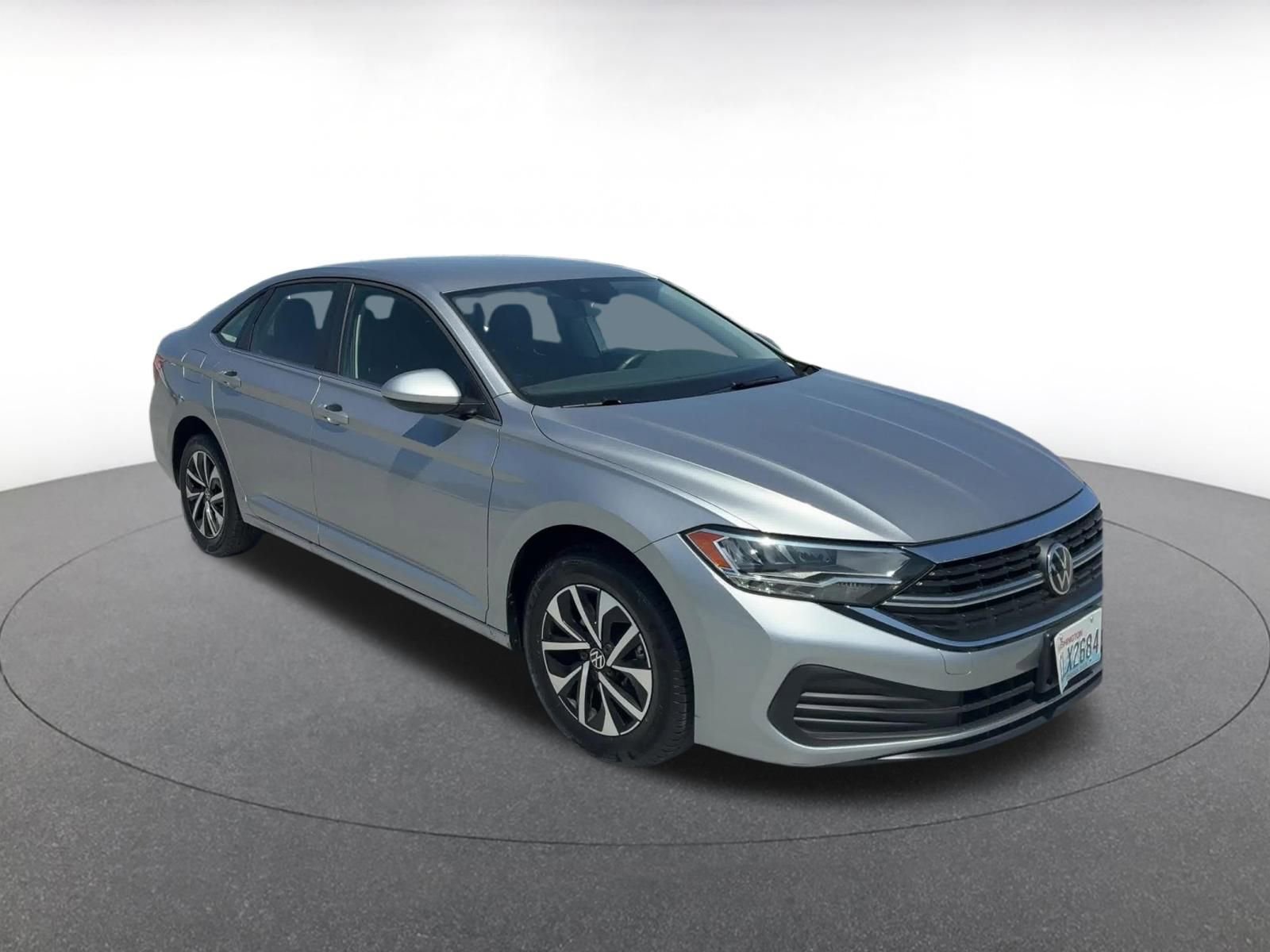 Thumbnail: 2024 Volkswagen Jetta - 3