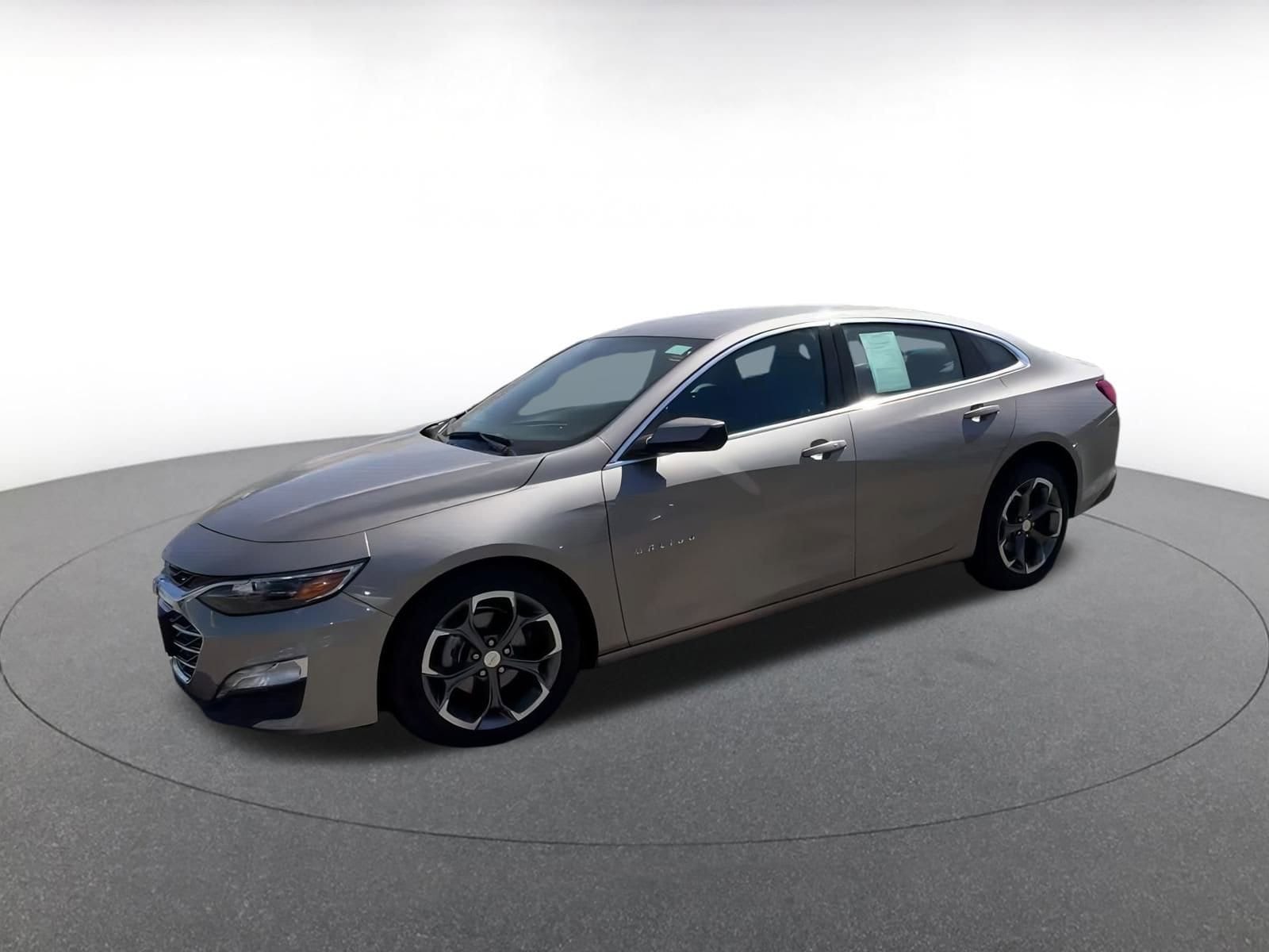 Thumbnail: 2024 Chevrolet Malibu - 8