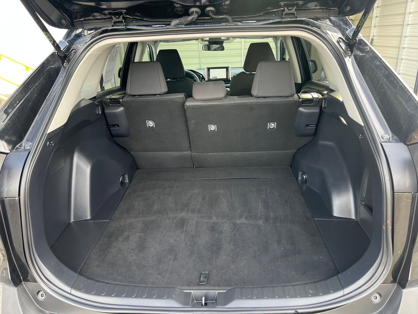 Thumbnail: 2025 Toyota RAV4 - 30