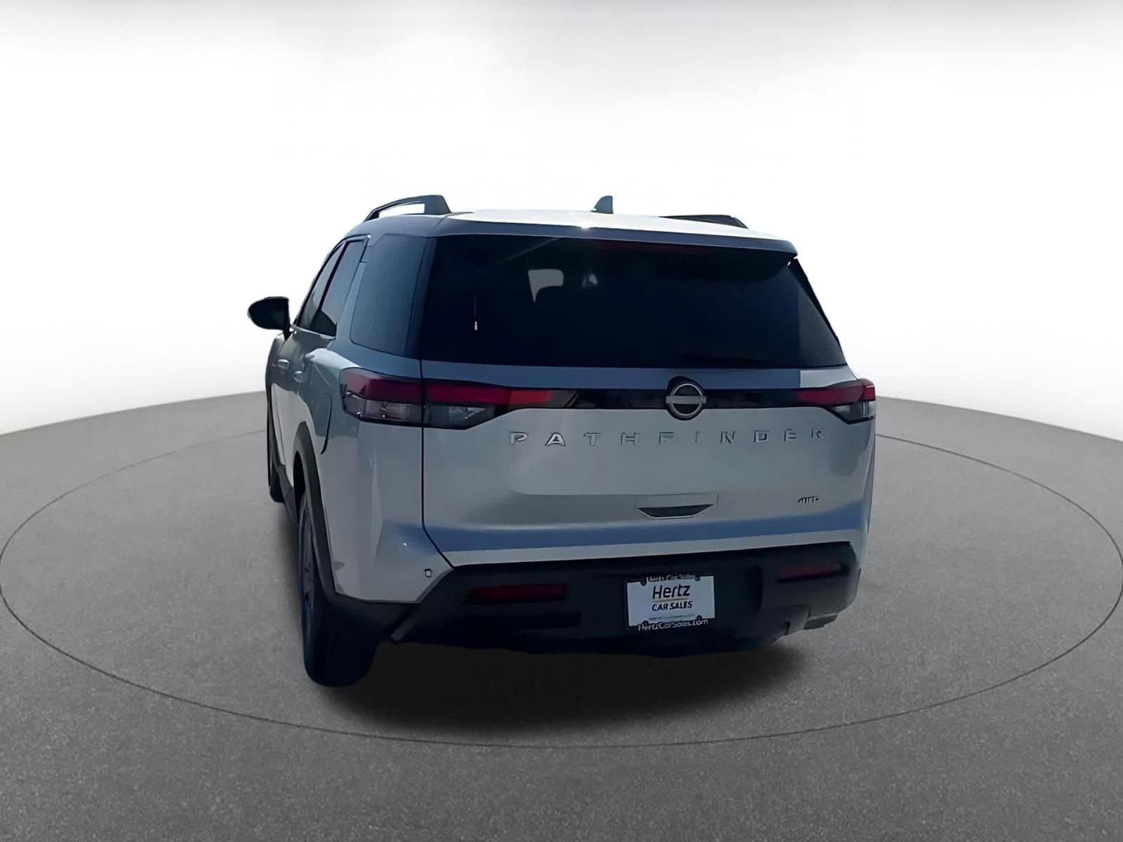 Thumbnail: 2025 Nissan Pathfinder - 12