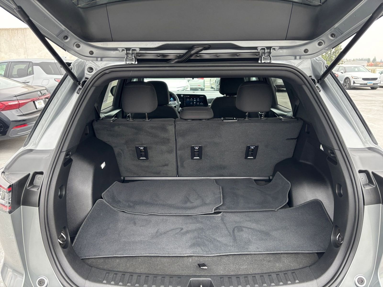 Thumbnail: 2025 Chevrolet Equinox - 30