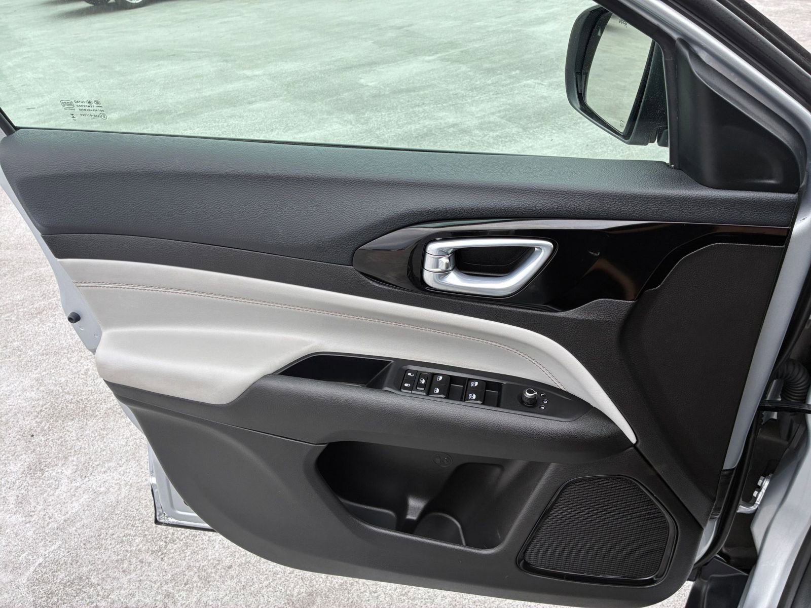 Thumbnail: 2025 Jeep Compass - 20