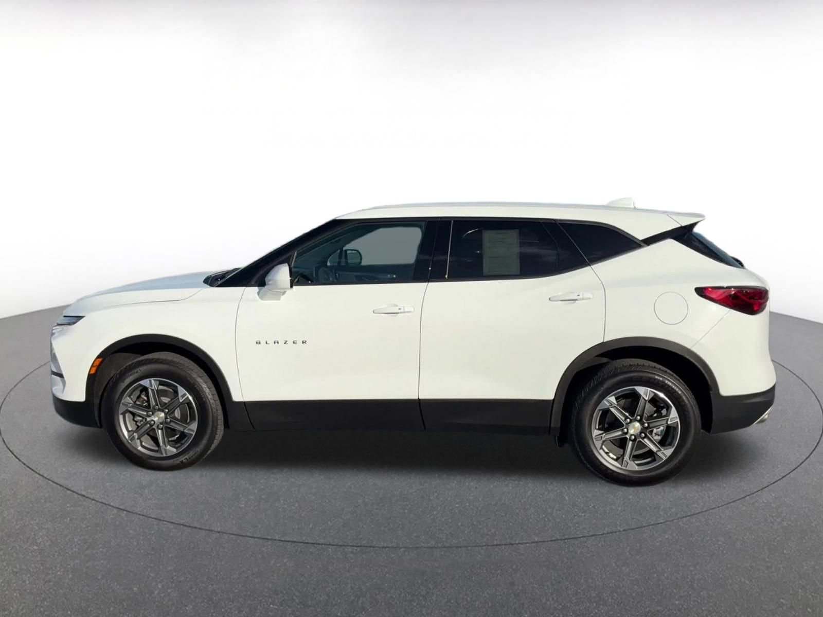 Thumbnail: 2025 Chevrolet Blazer - 9