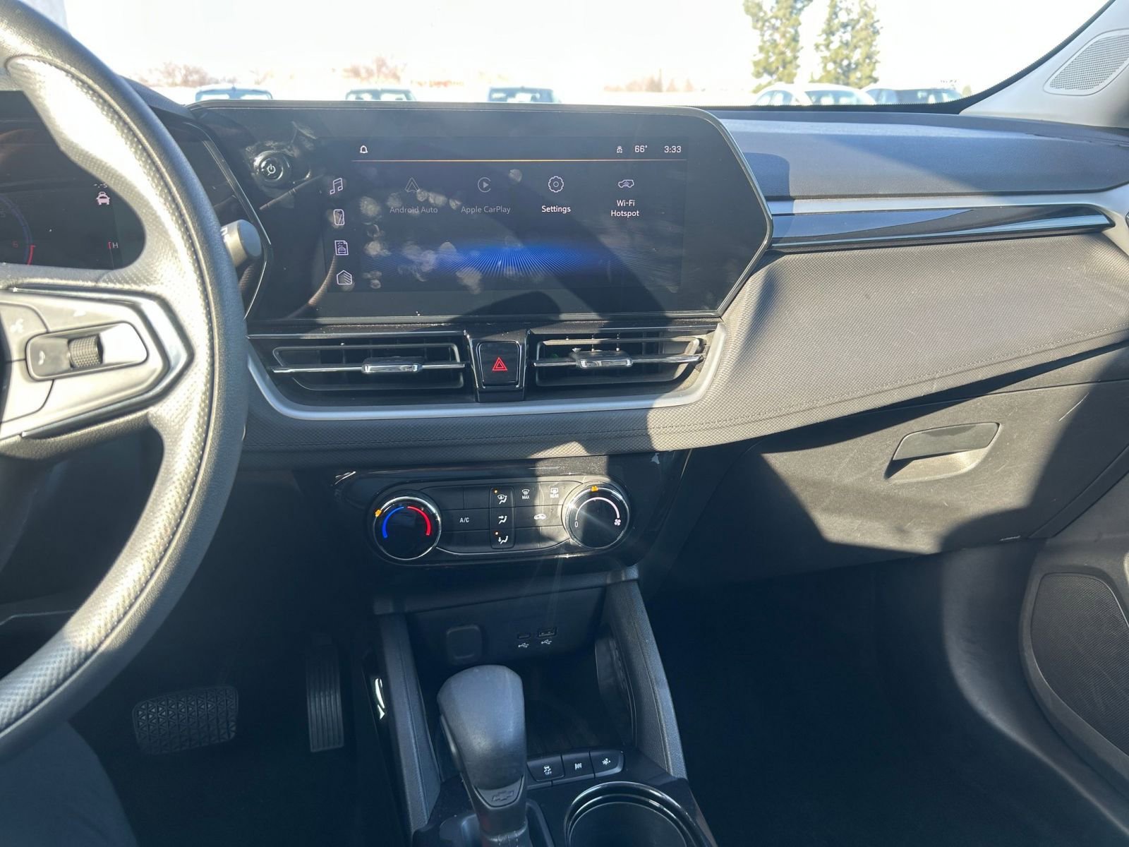 Thumbnail: 2025 Chevrolet TrailBlazer - 18