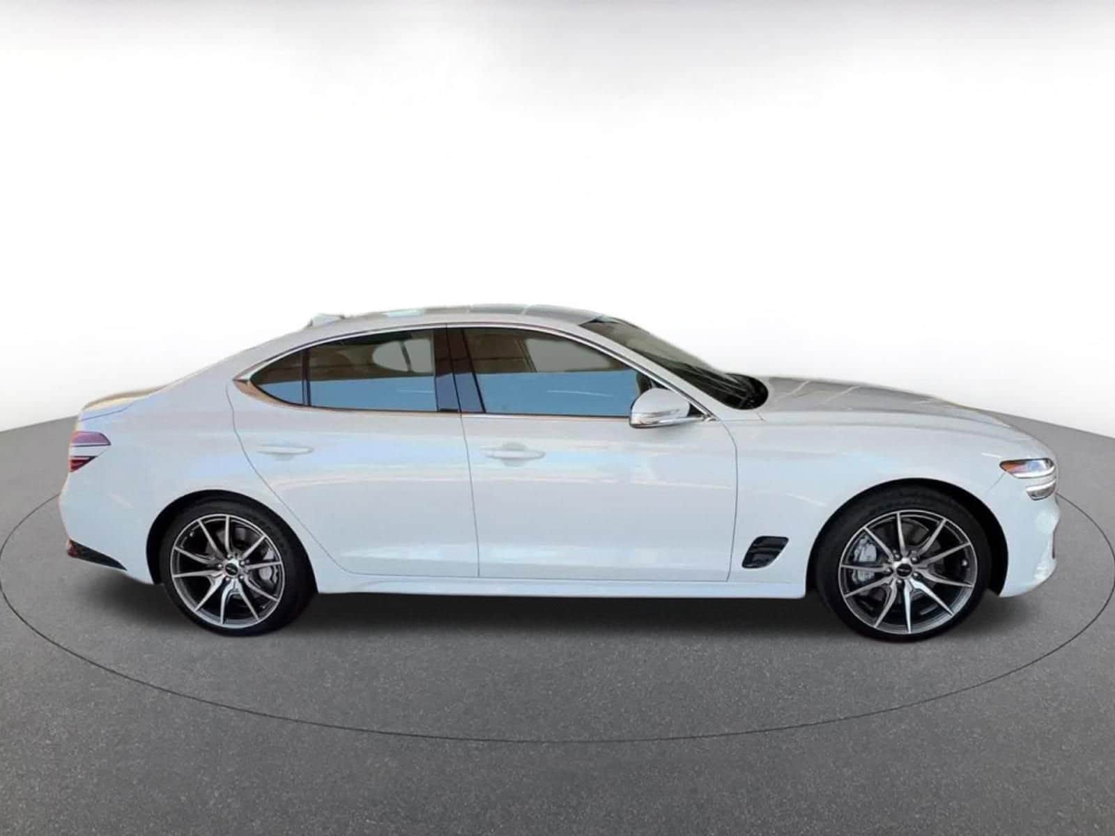 Thumbnail: 2025 Genesis G70 - 15