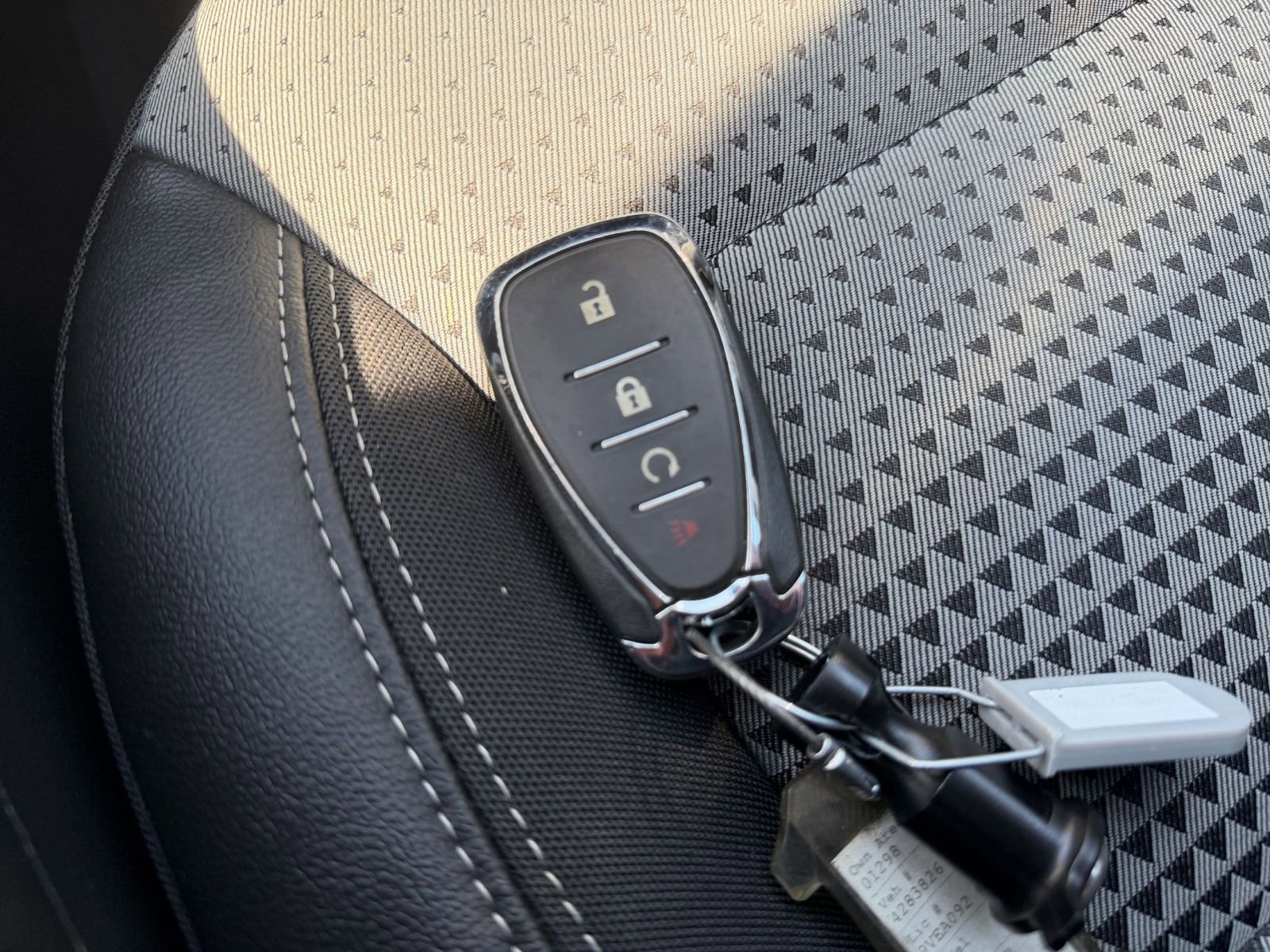 Thumbnail: 2025 Chevrolet Trax - 23