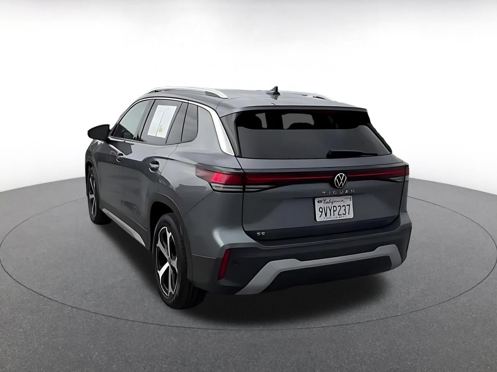 Thumbnail: 2026 Volkswagen Tiguan - 10