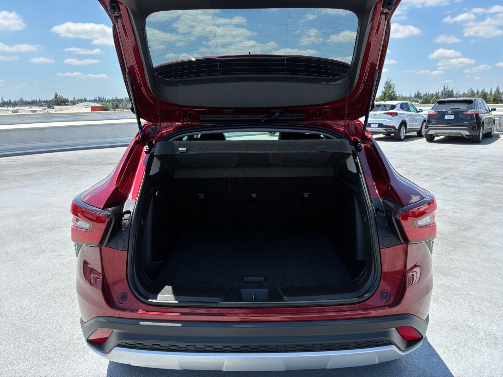 Thumbnail: 2025 Chevrolet Trax - 30