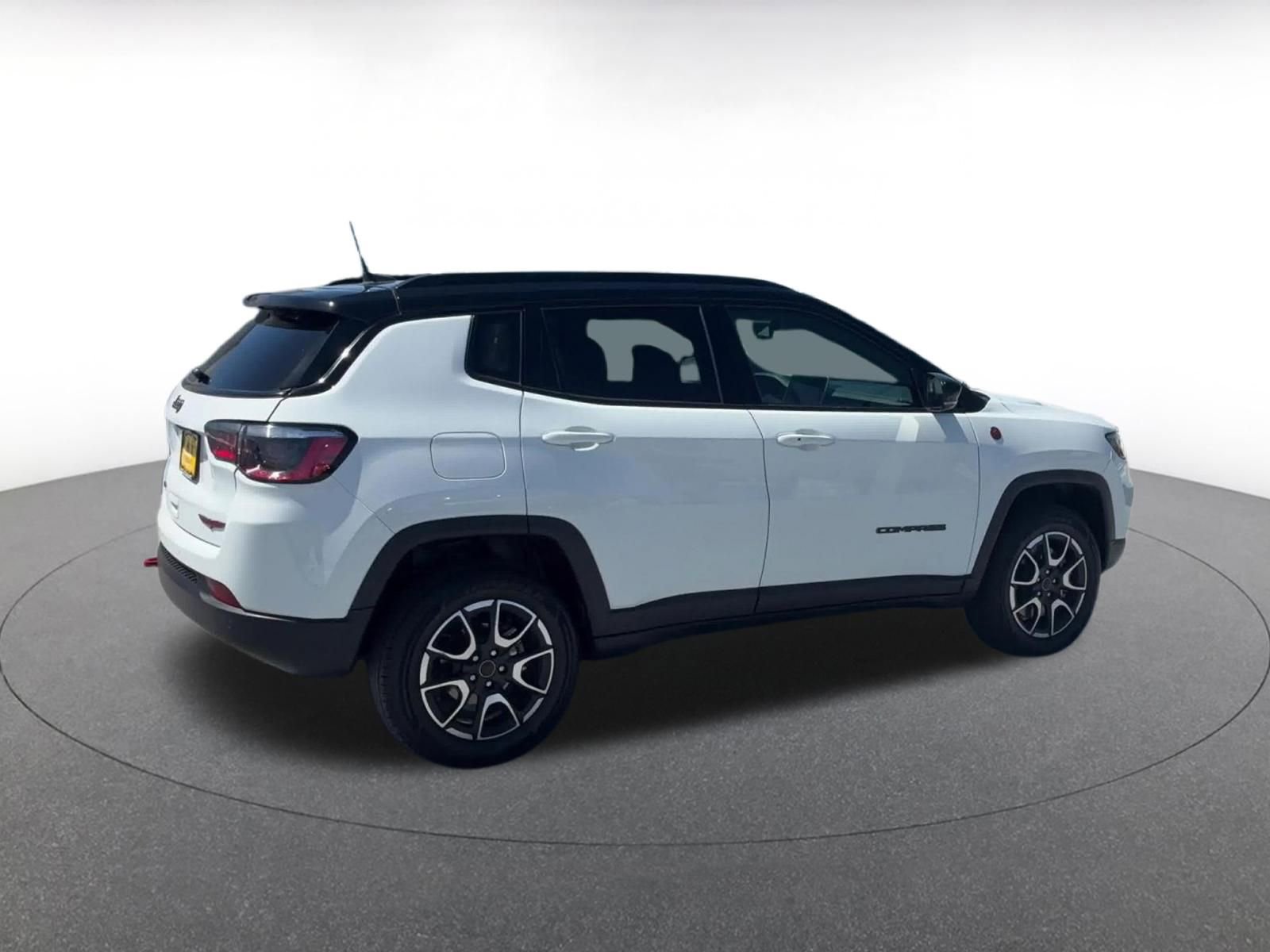 Thumbnail: 2025 Jeep Compass - 15