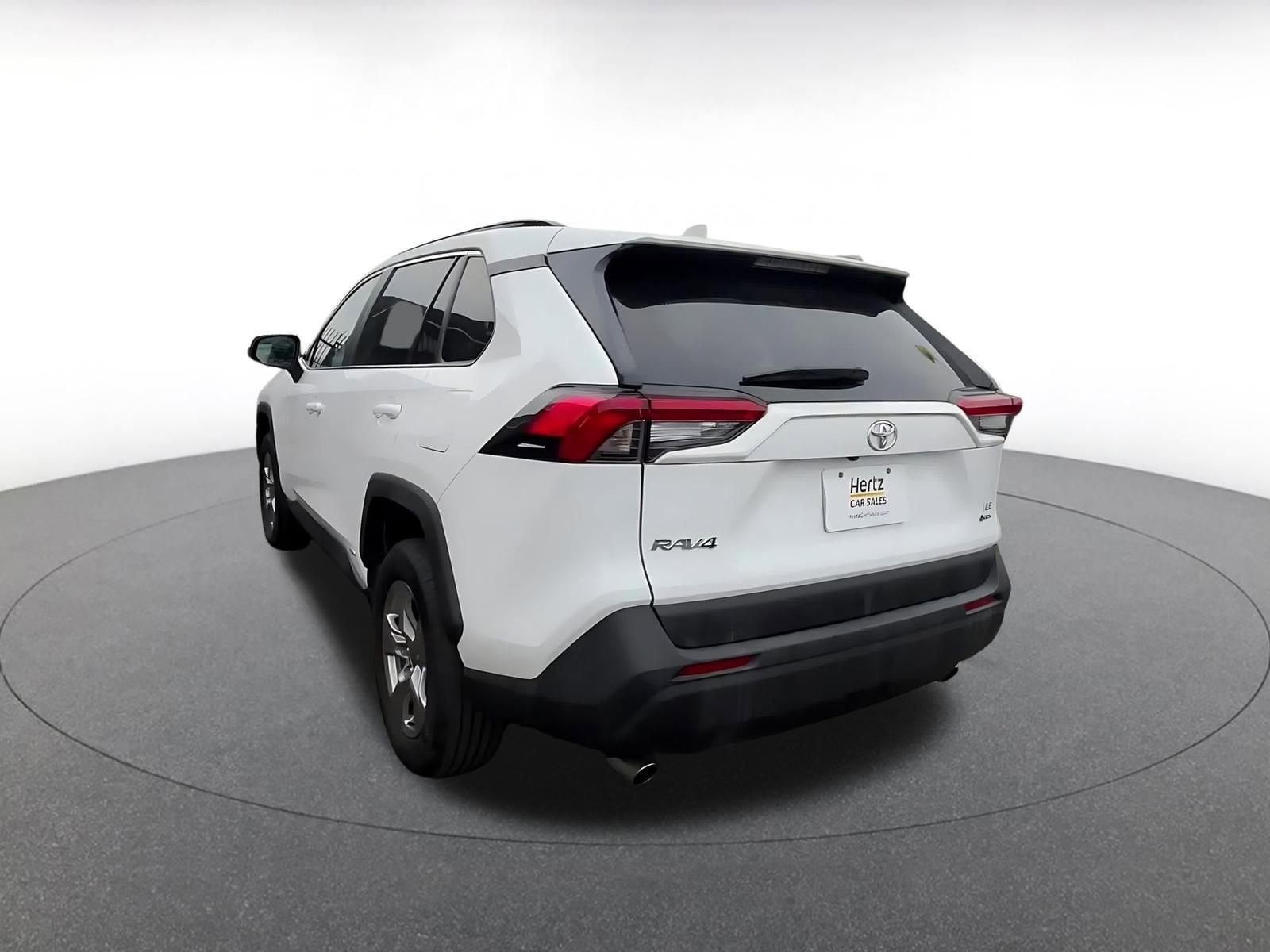 Thumbnail: 2025 Toyota RAV4 - 10