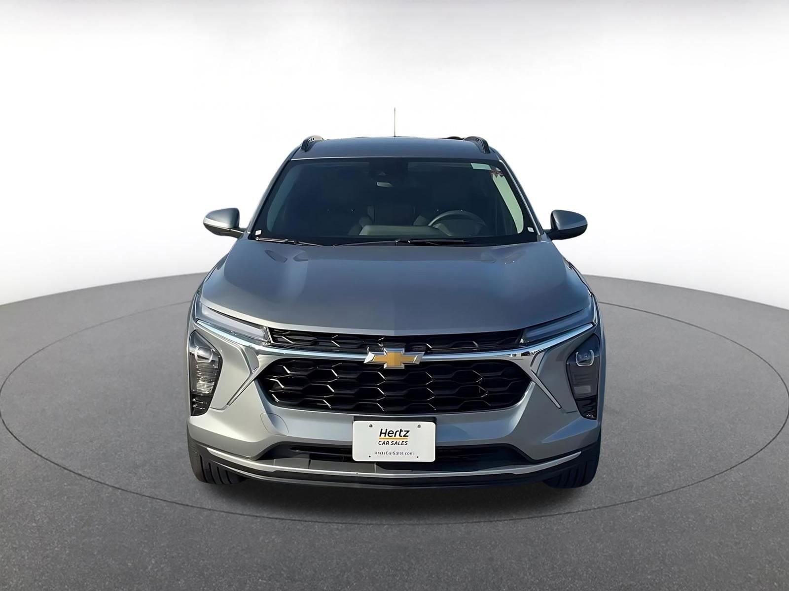 Thumbnail: 2025 Chevrolet Trax - 4