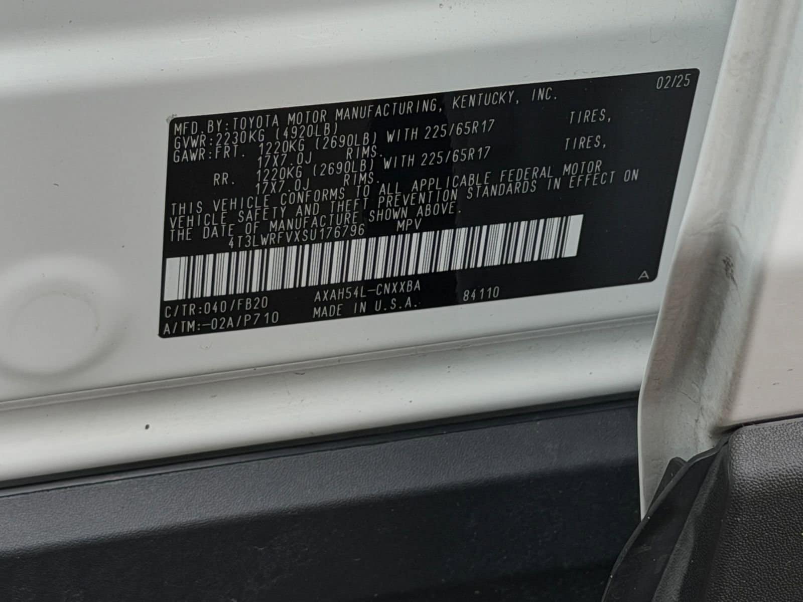 Thumbnail: 2025 Toyota RAV4 - 27