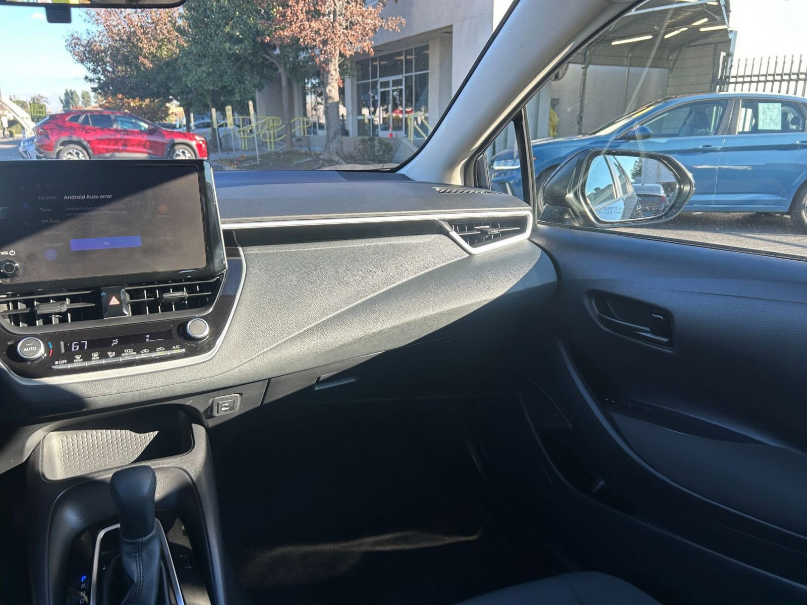 Thumbnail: 2025 Toyota Corolla - 33