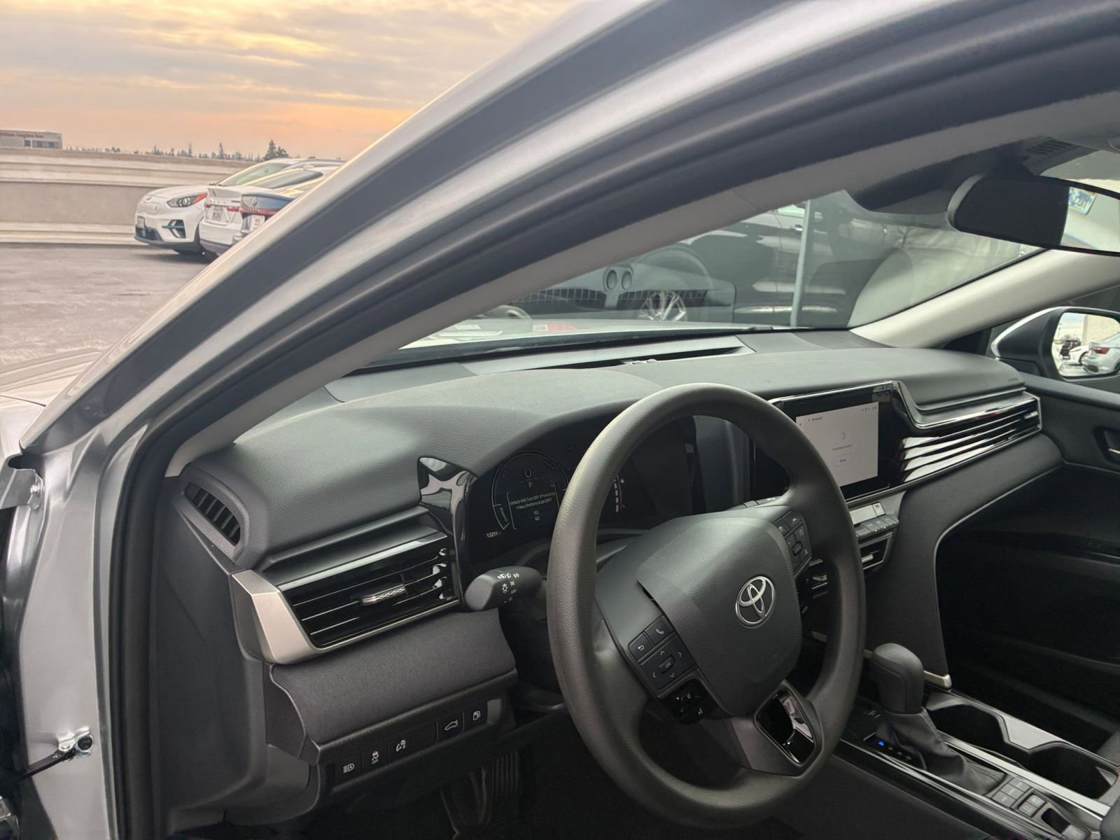 Thumbnail: 2025 Toyota Camry - 33