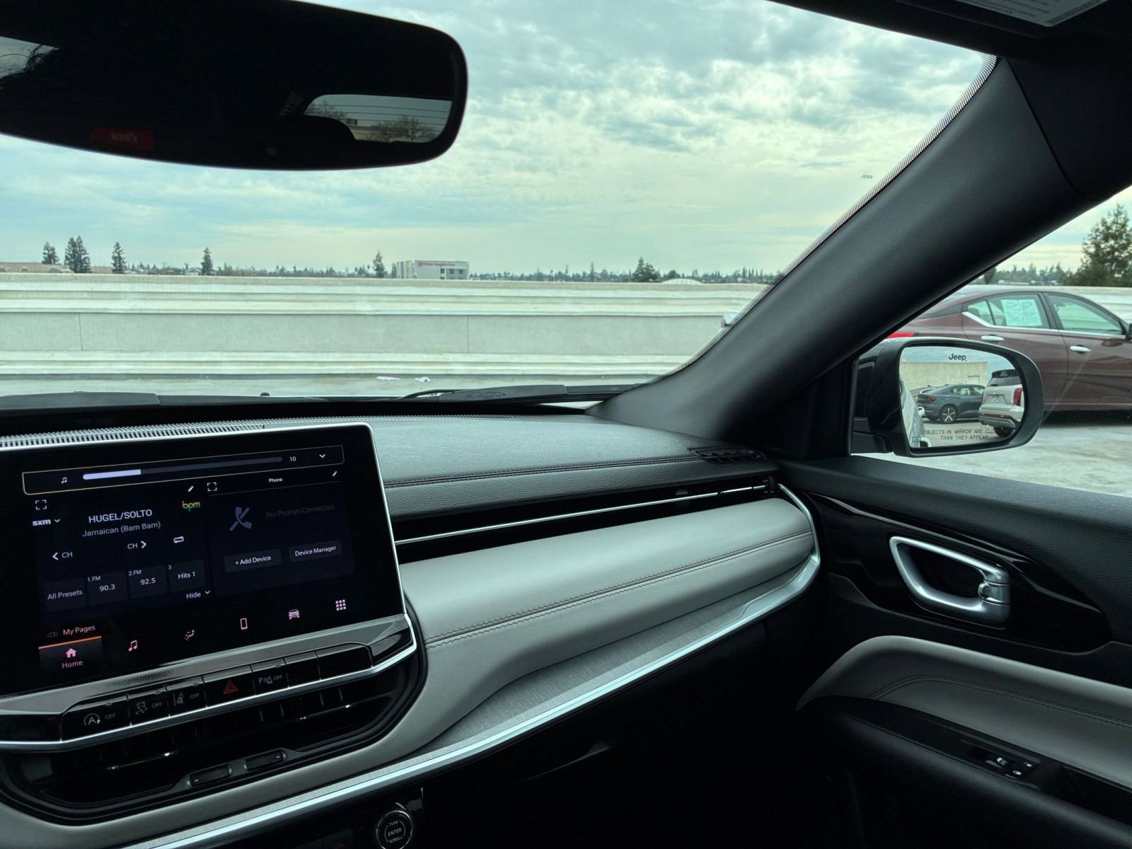 Thumbnail: 2025 Jeep Compass - 34