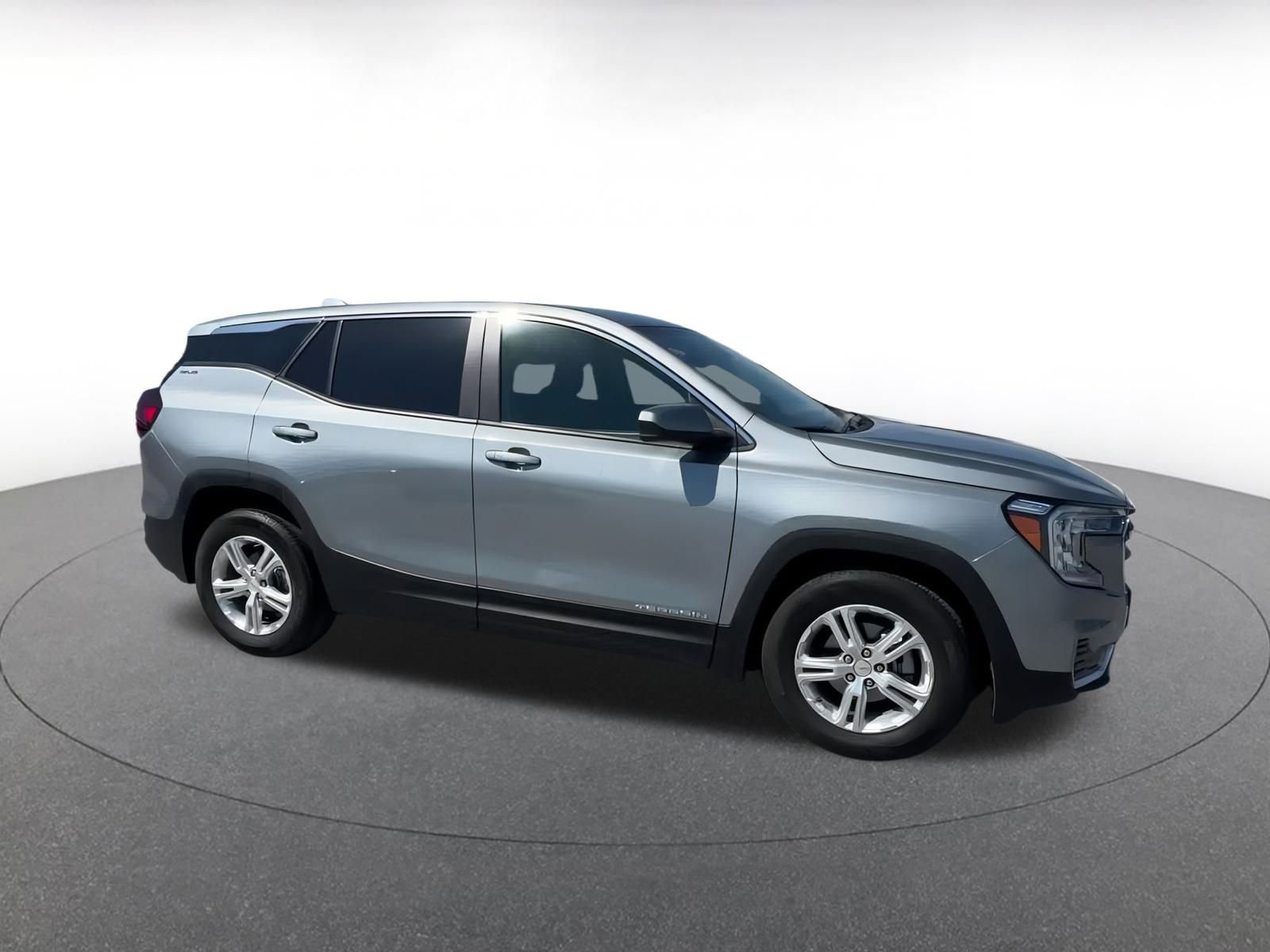 Thumbnail: 2024 GMC Terrain - 2