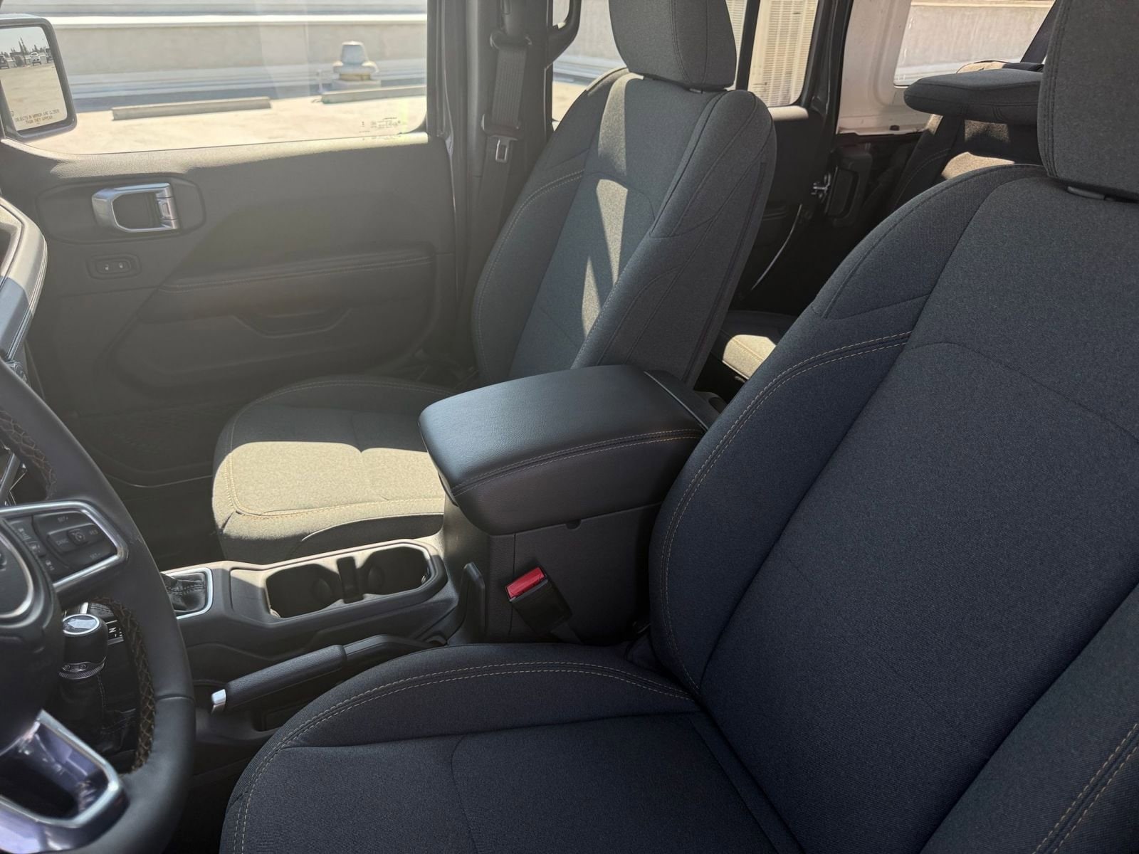 Thumbnail: 2025 Jeep Wrangler - 35