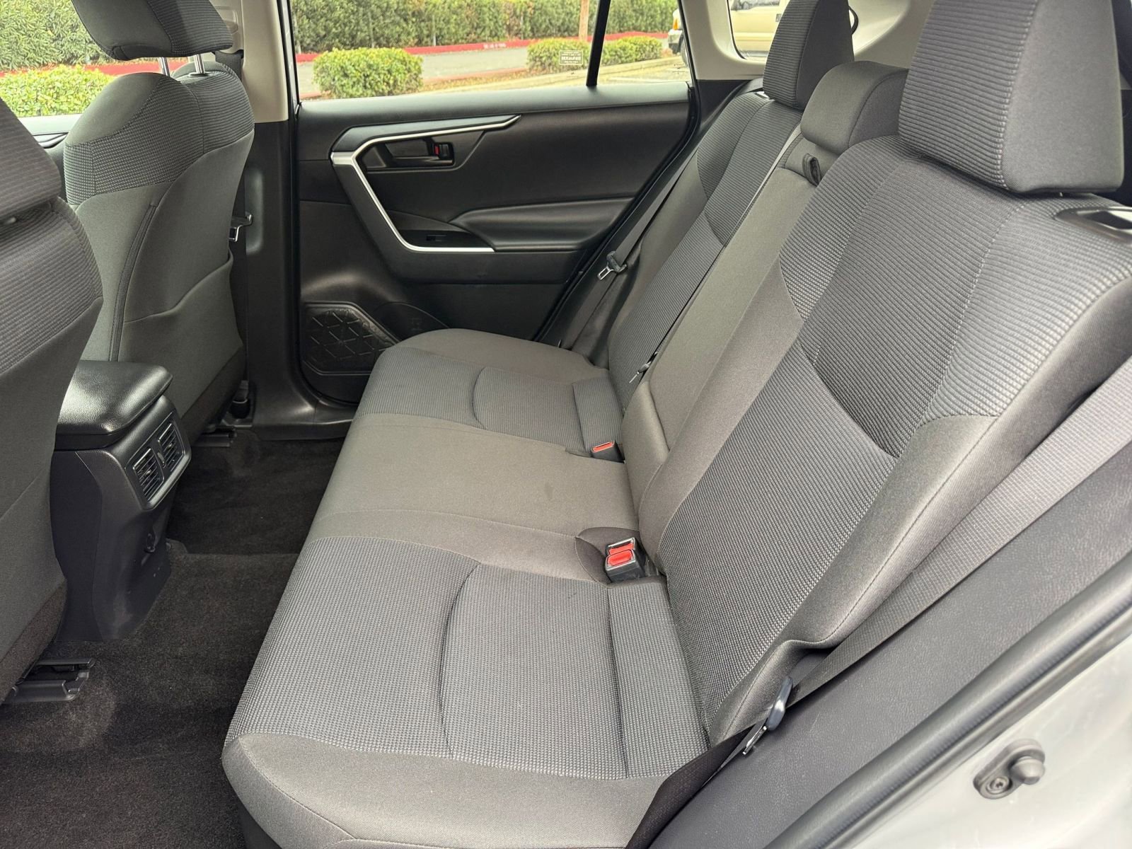 Thumbnail: 2025 Toyota RAV4 - 24