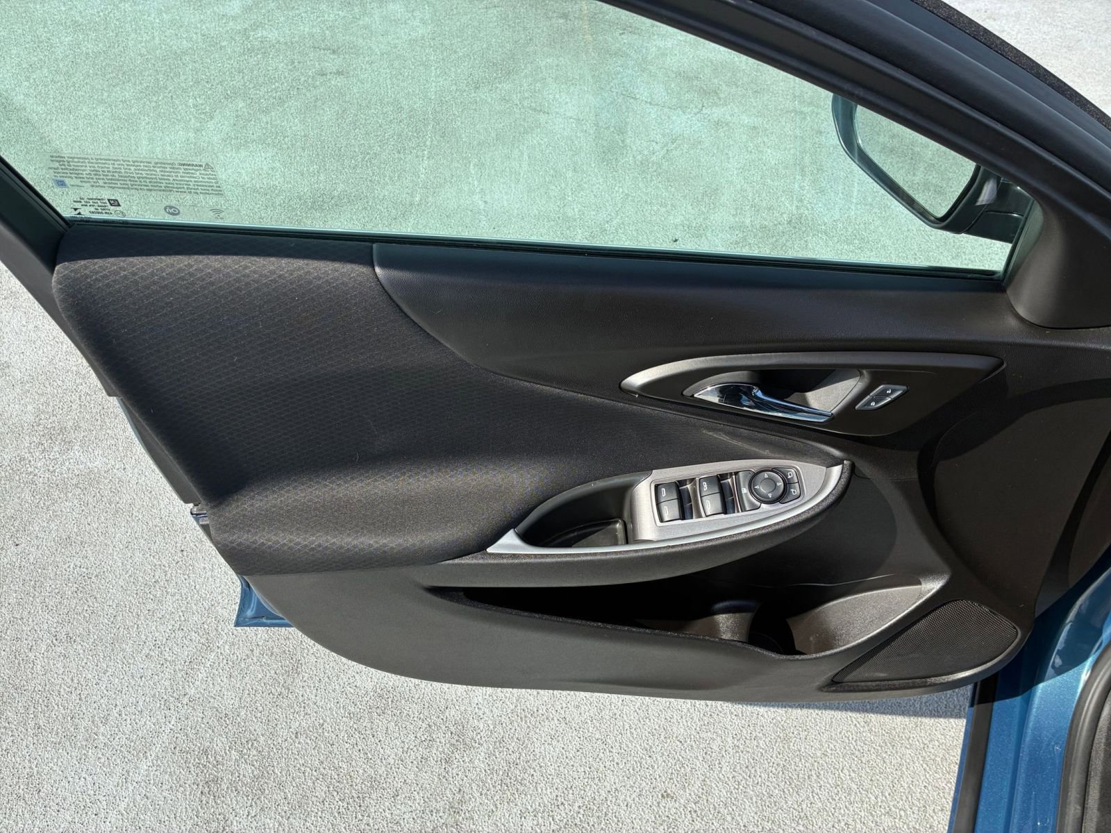 Thumbnail: 2024 Chevrolet Malibu - 18