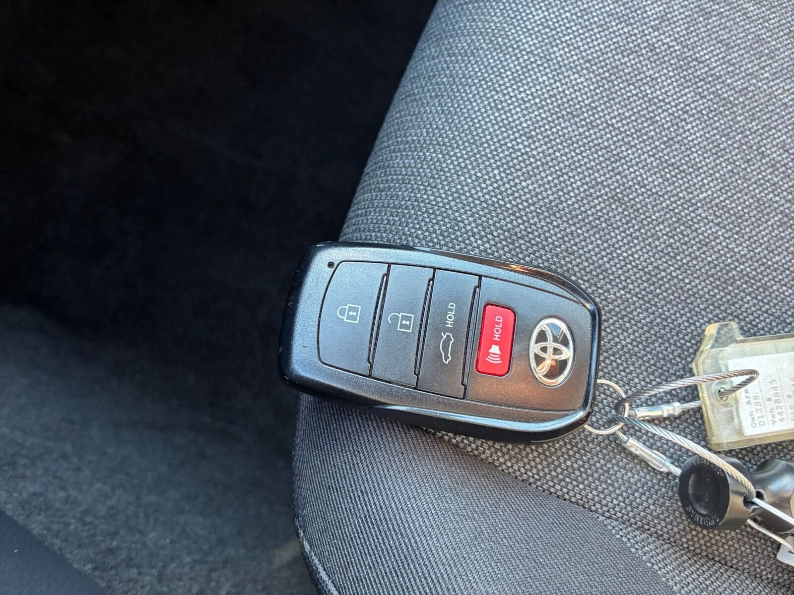 Thumbnail: 2025 Toyota Camry - 22