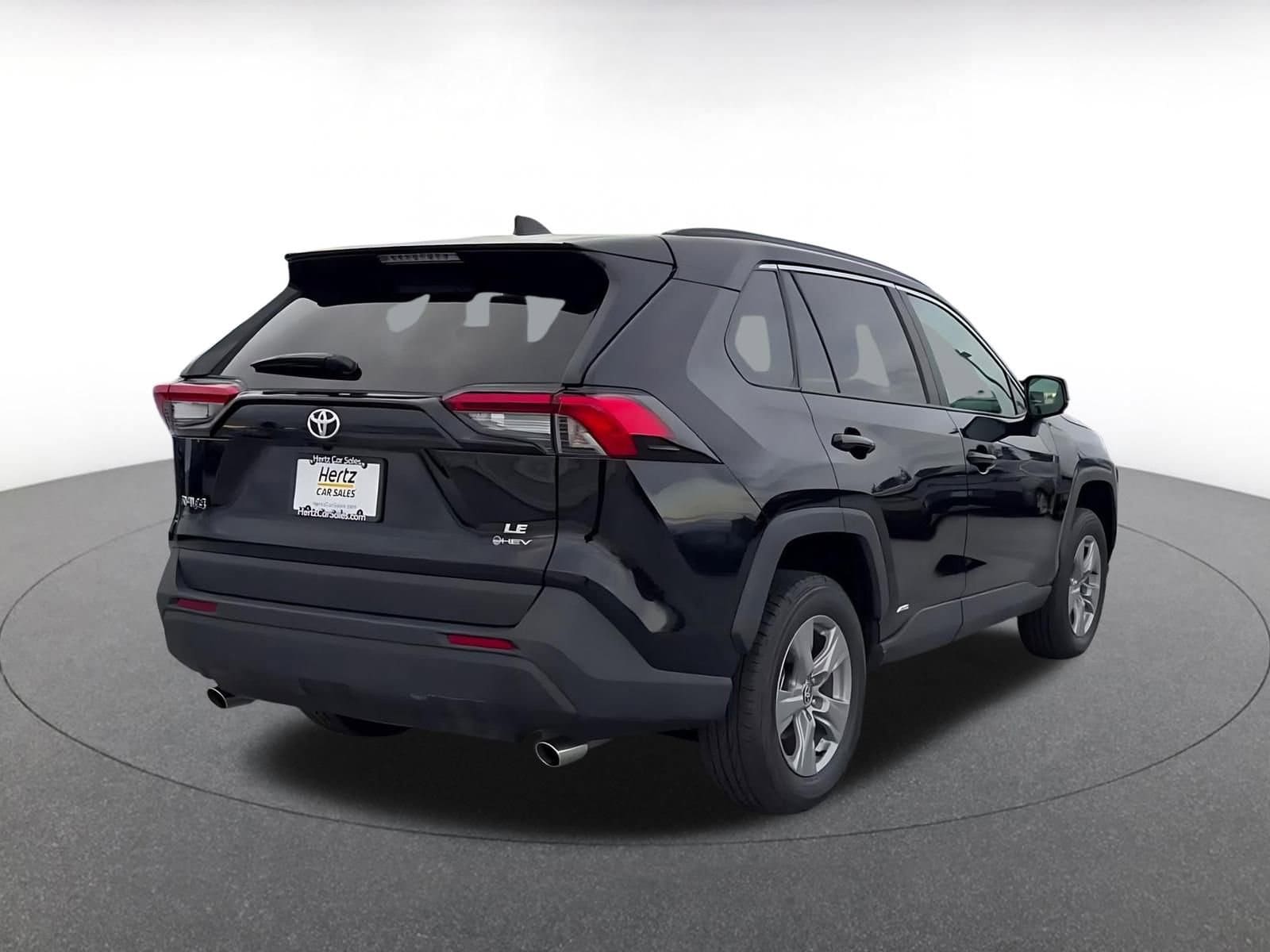 Thumbnail: 2025 Toyota RAV4 - 15