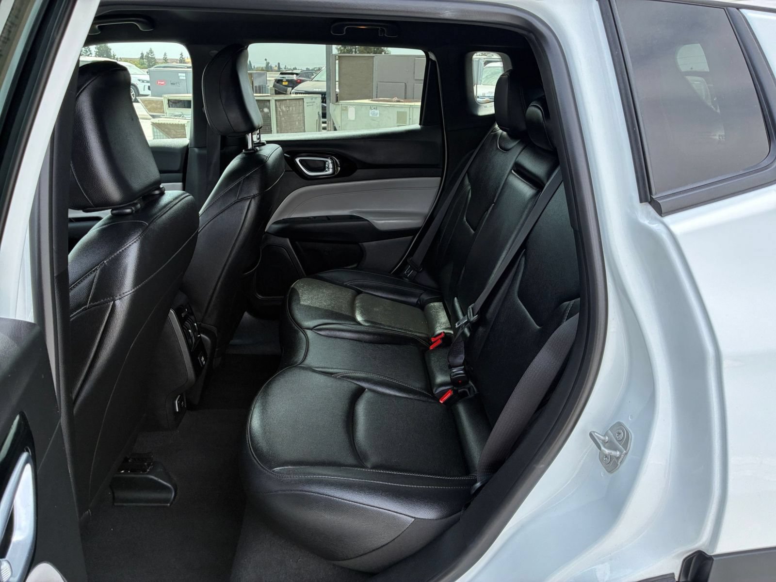 Thumbnail: 2025 Jeep Compass - 27