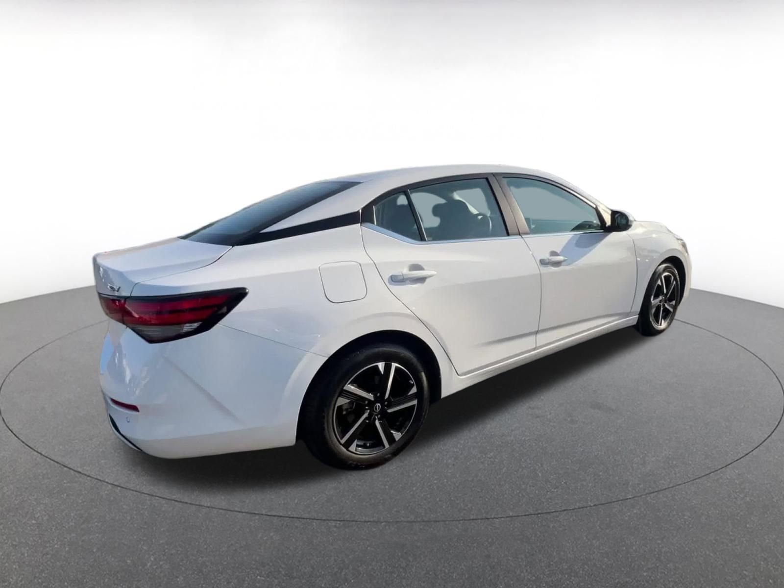 Thumbnail: 2024 Nissan Sentra - 15