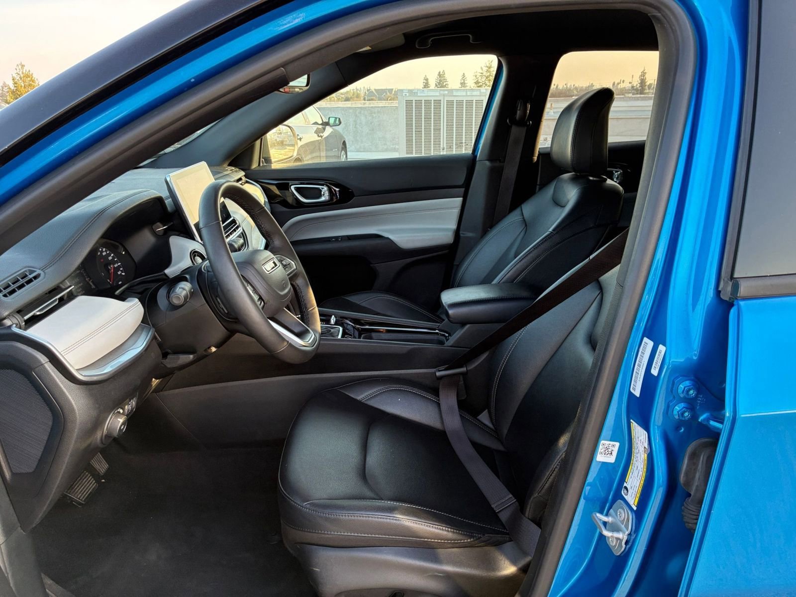 Thumbnail: 2025 Jeep Compass - 28