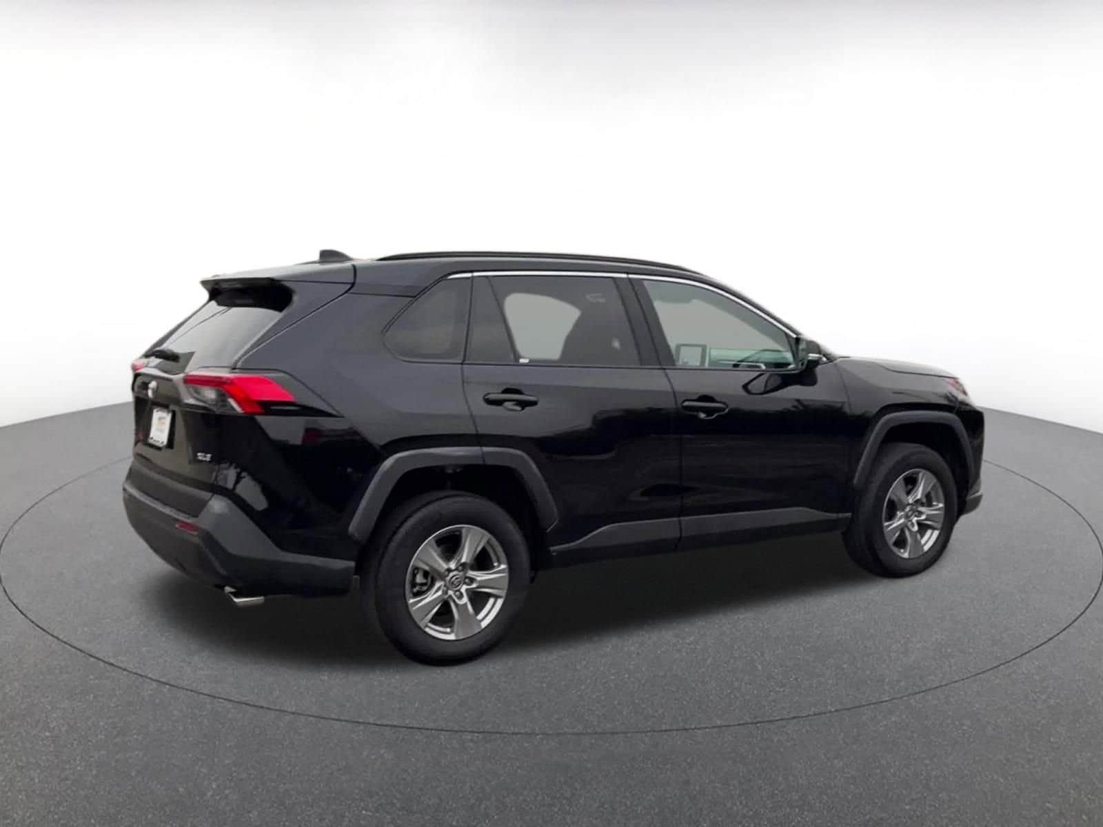 Thumbnail: 2025 Toyota RAV4 - 15