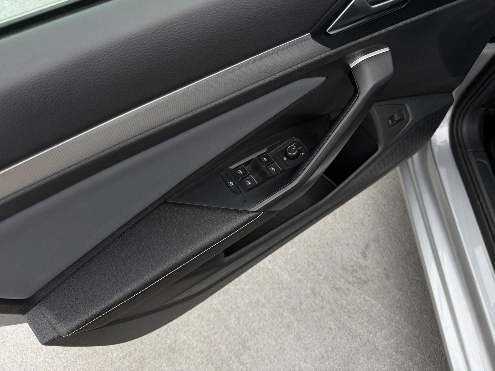 Thumbnail: 2025 Volkswagen Jetta - 18