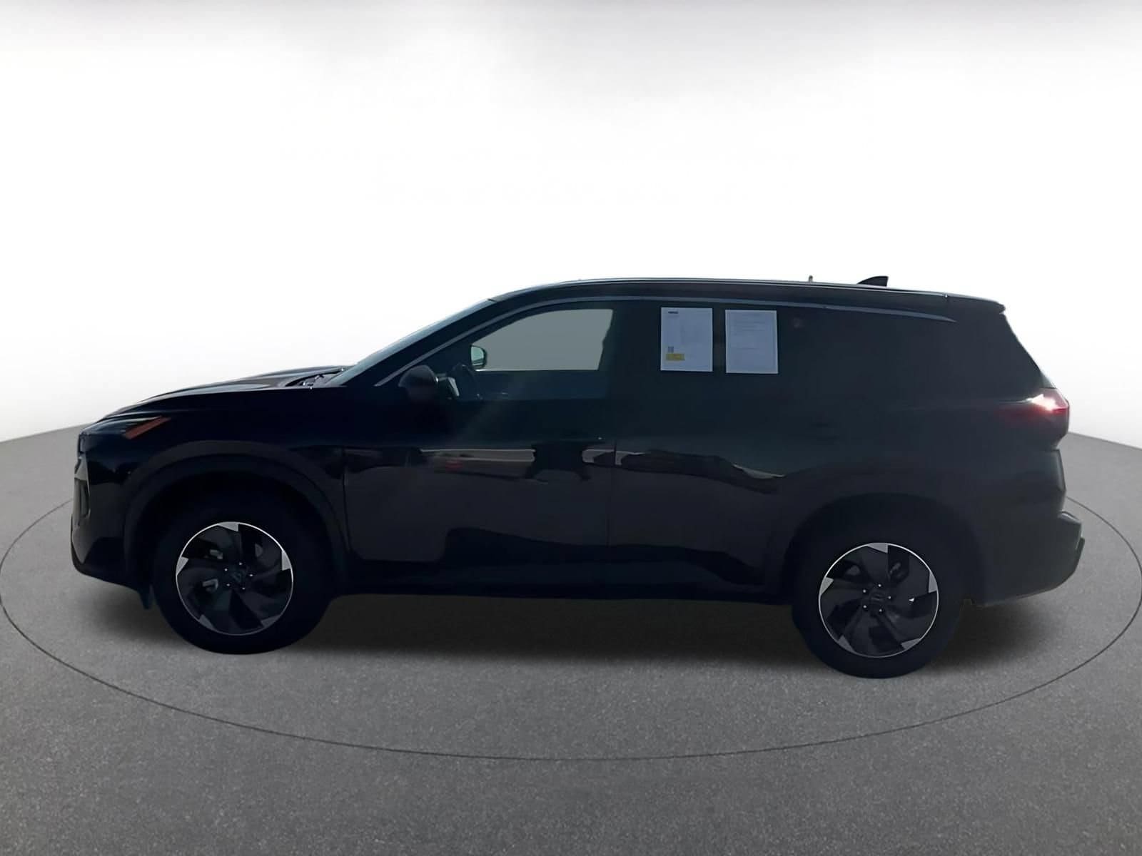 Thumbnail: 2025 Nissan Rogue - 8